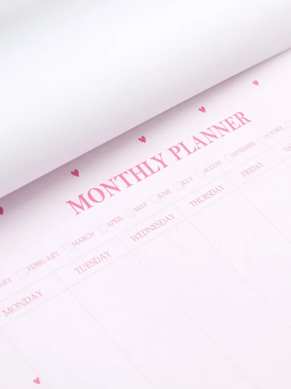 Agenda Mensuel A4 à Motifs Cœur