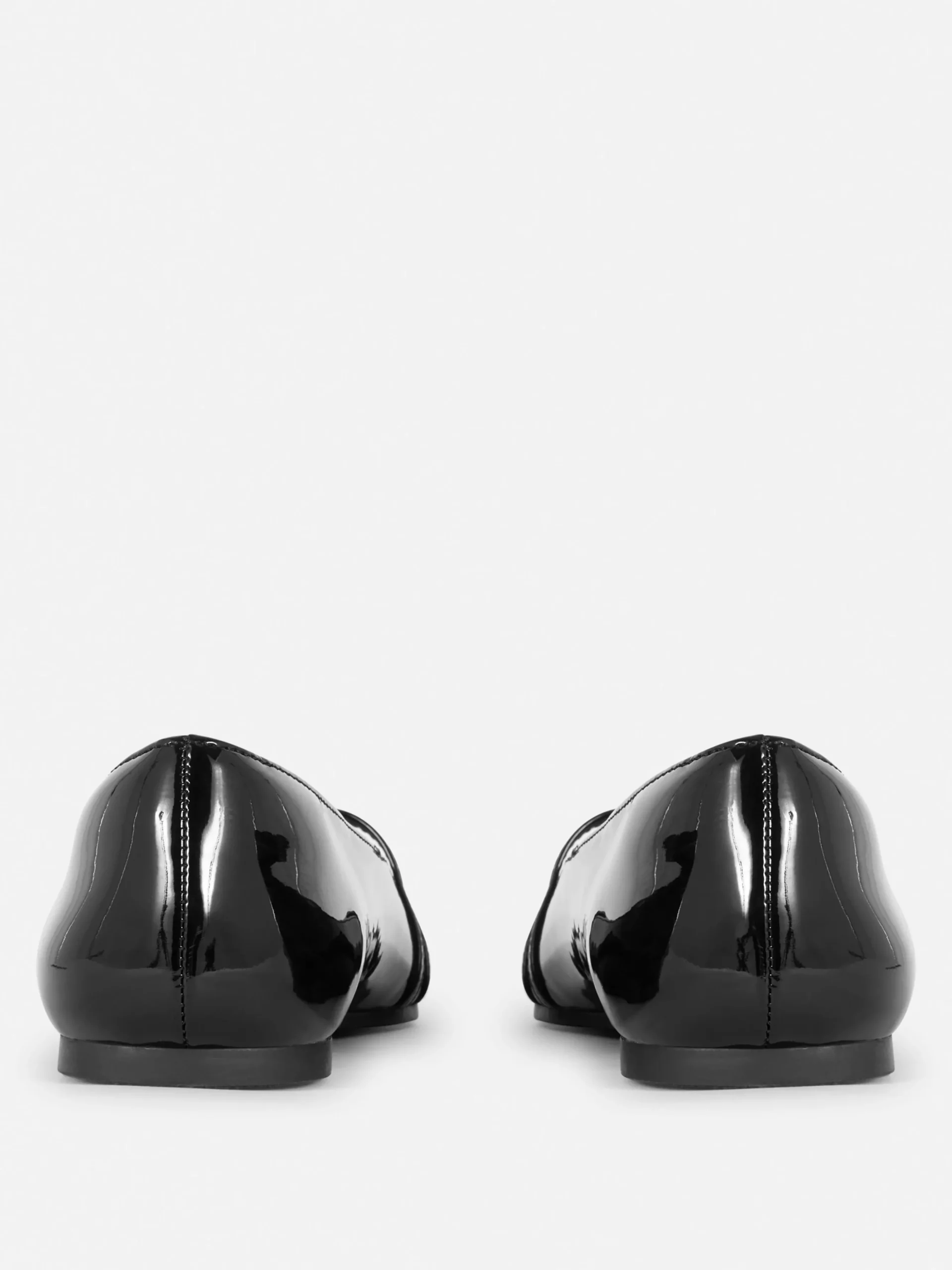 ballerines_vernies__bout__2-1.webp Ballerines Vernies à Bout Pointu