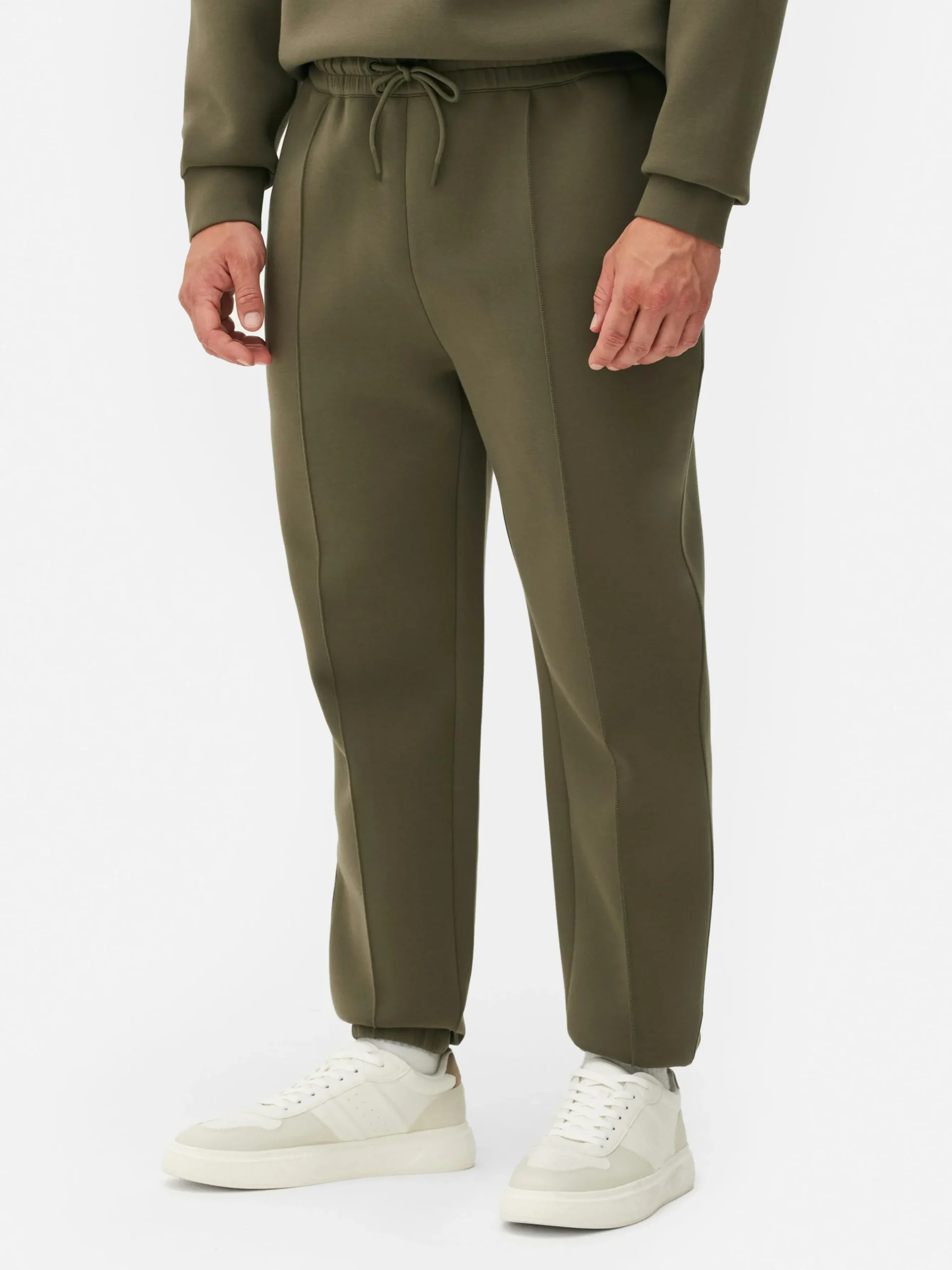 bas_de_jogging__pinces_et_1.webp Bas De Jogging à Pinces Et à Revers Kem