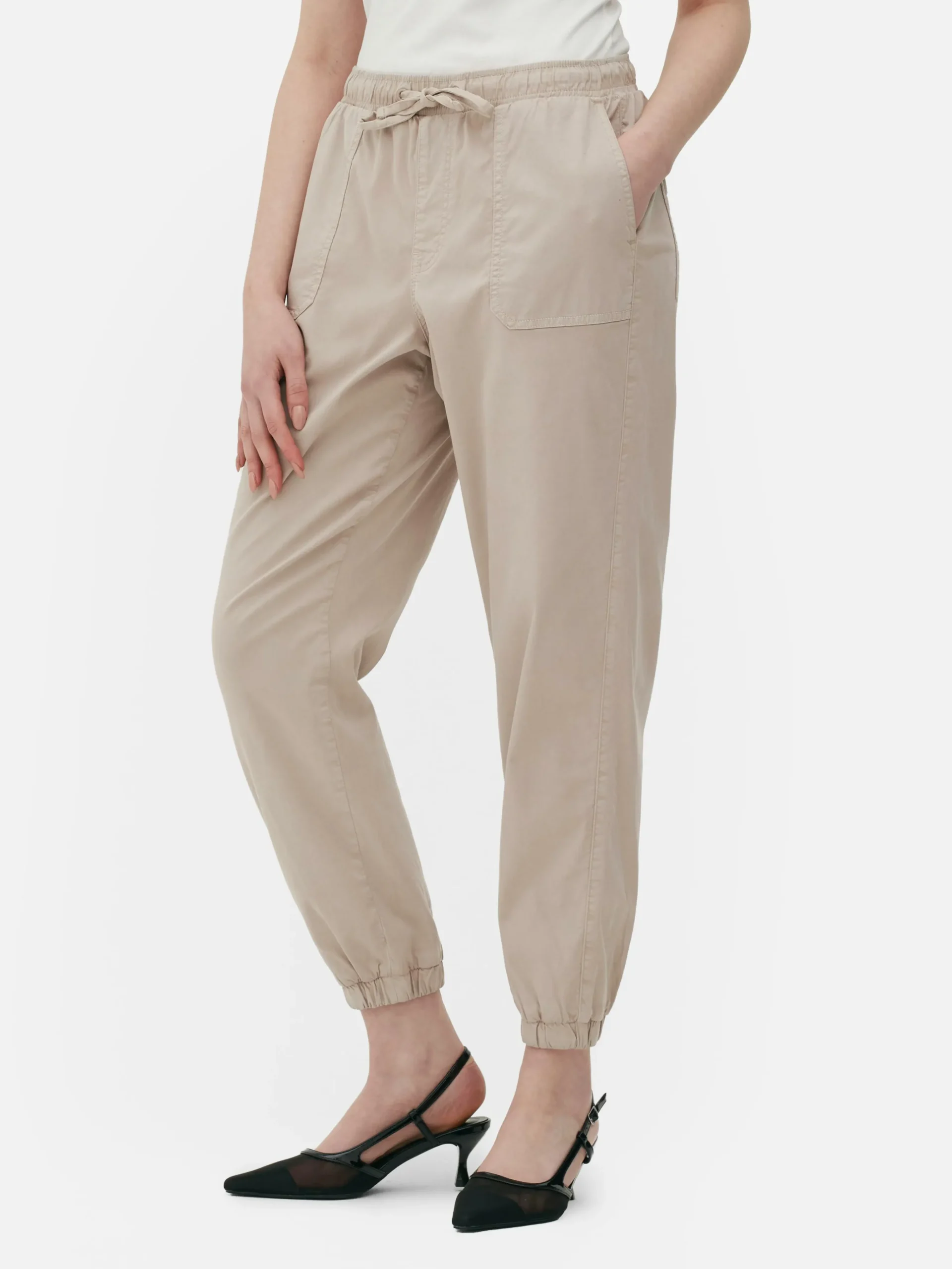 bas_de_jogging__revers_et_1-1.webp Bas De Jogging à Revers Et Cordon De Serrage