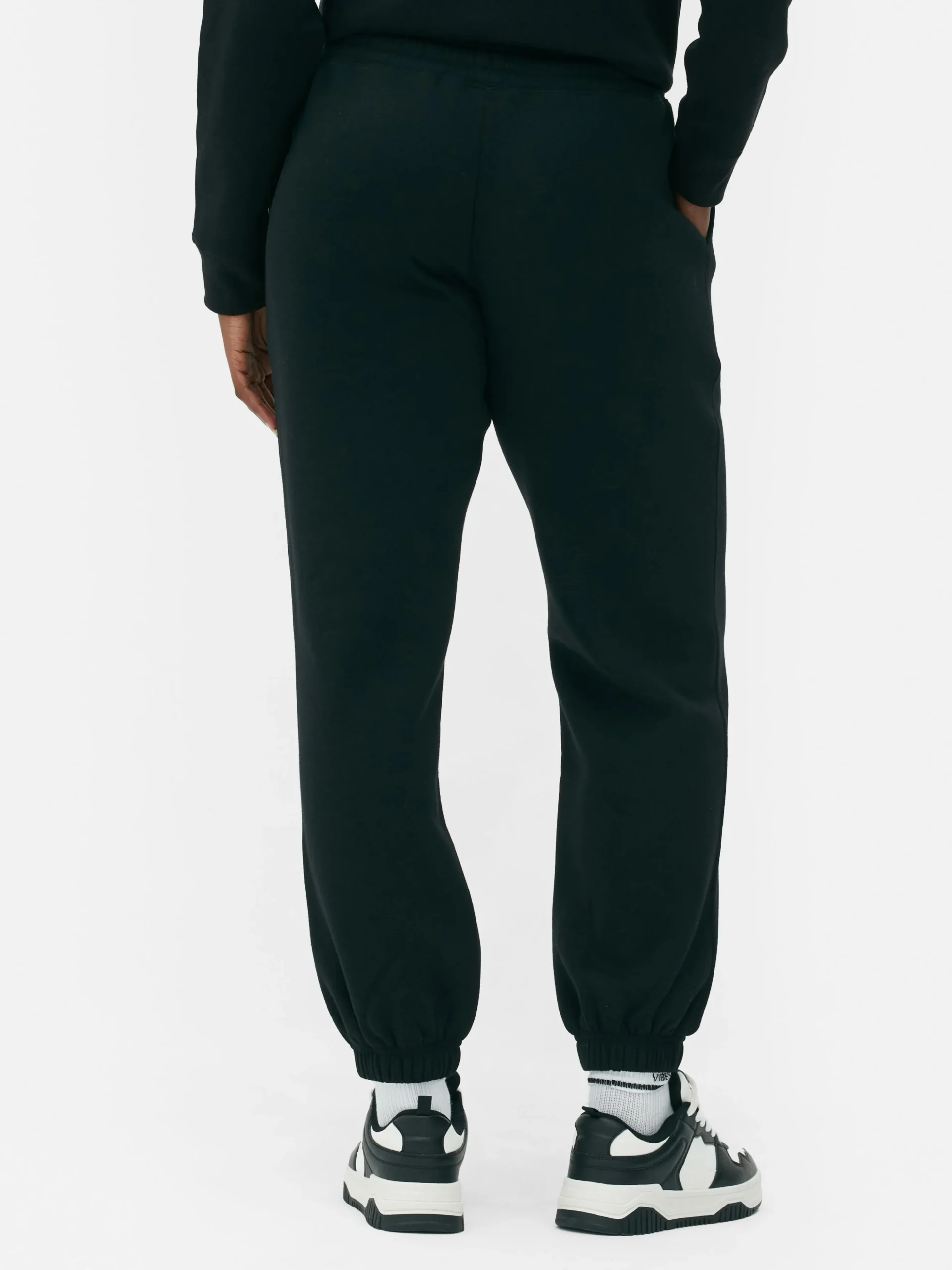 bas_de_jogging__revers_et_3-4.webp Bas De Jogging à Revers Et Cordon De Serrage