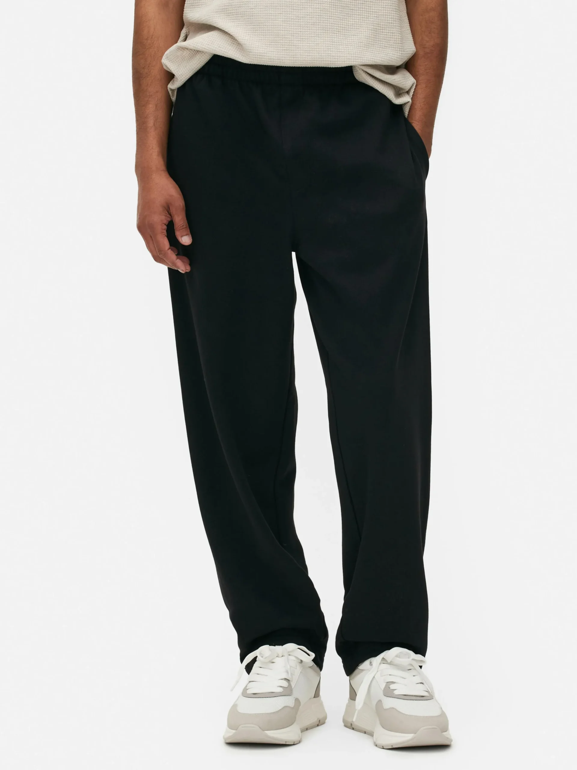 bas_de_jogging_coupe_droi_1-3.webp Bas De Jogging Coupe Droite Essential