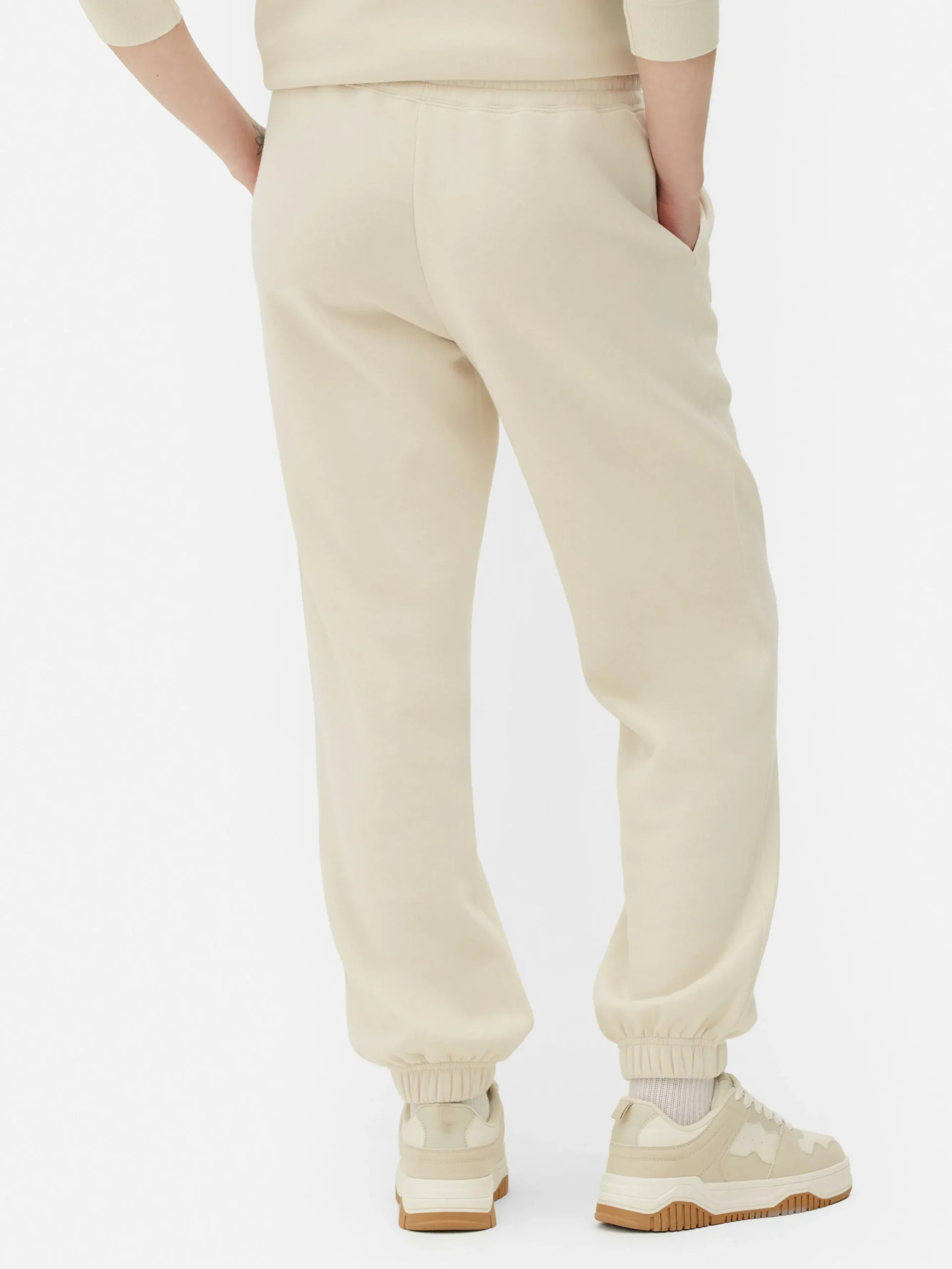 bas_de_jogging_coupe_droi_3-2.webp Bas De Jogging Coupe Droite Essential