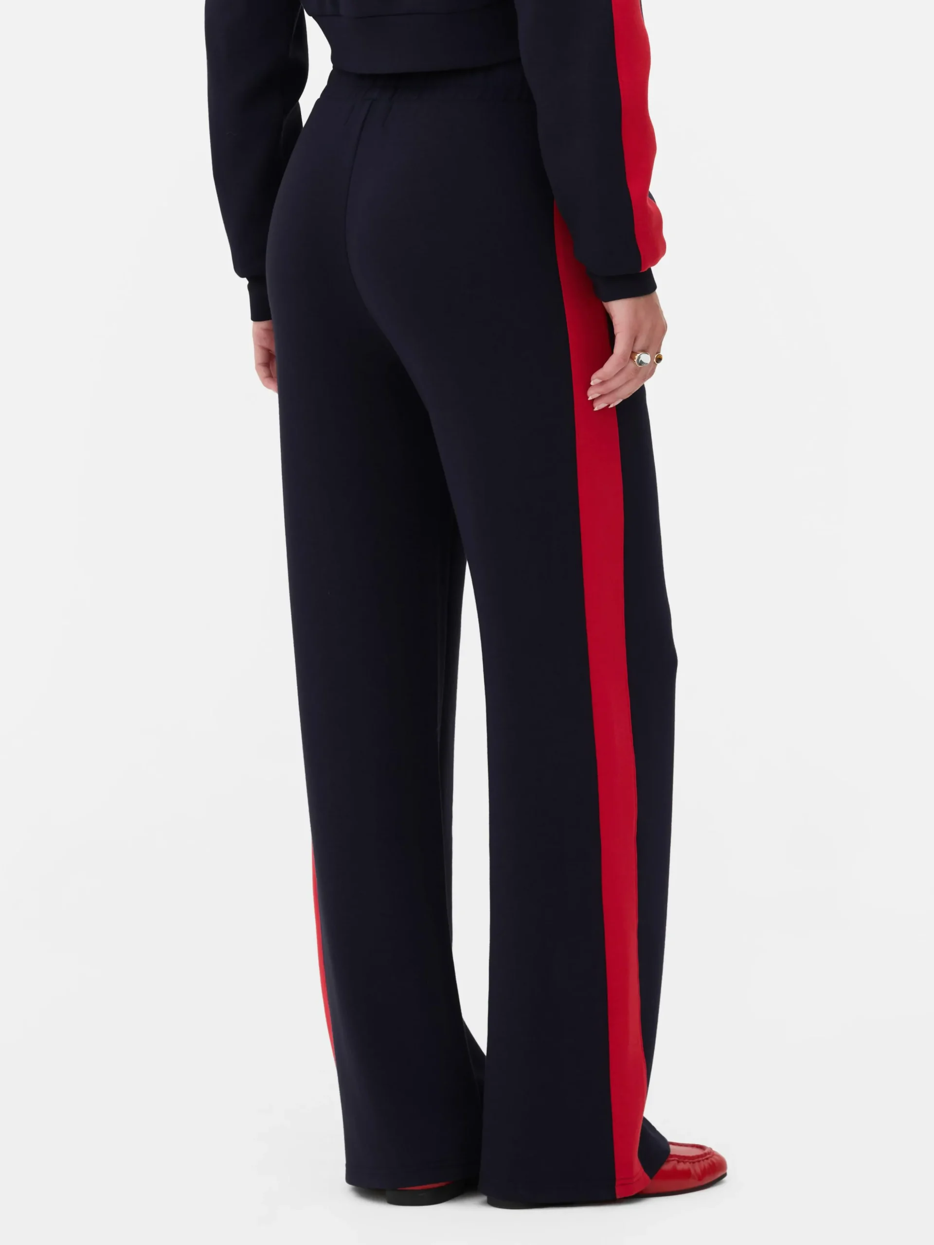 bas_de_jogging_large_rita_3.webp Bas De Jogging Large Rita Ora à Coordonner