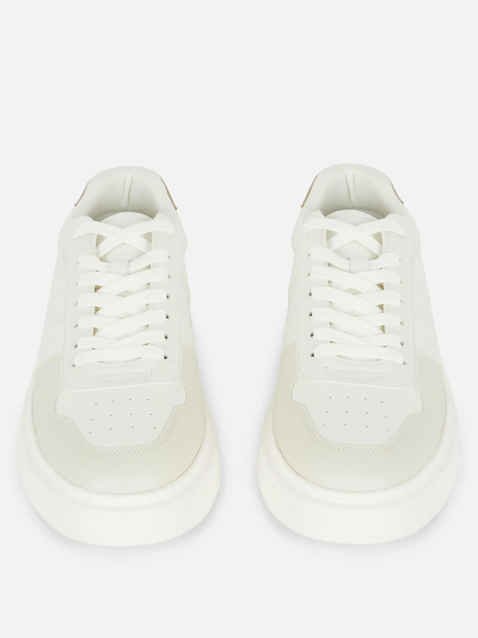 baskets_basses__lacets_ke_1.webp Baskets Basses à Lacets Kem