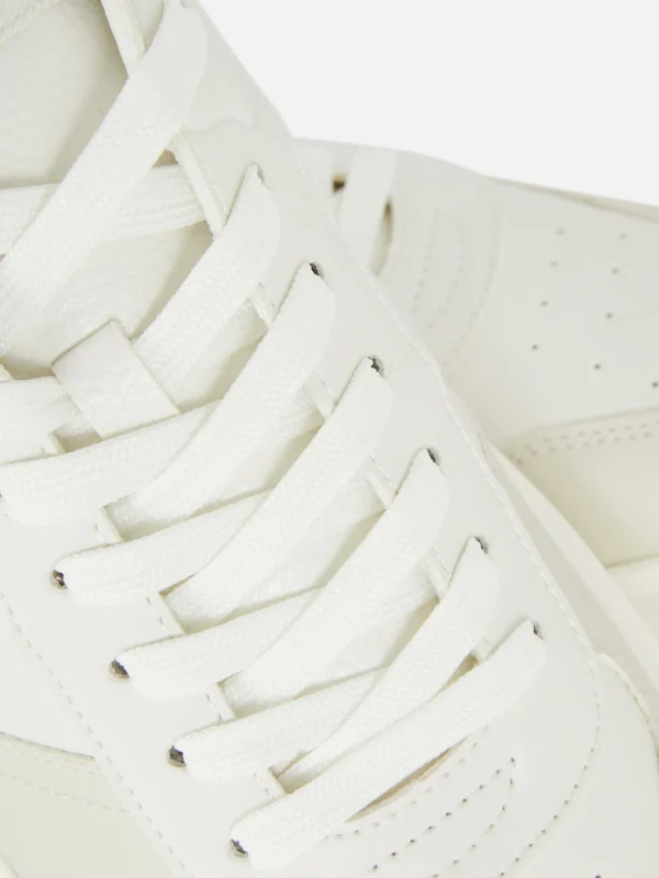 Baskets Basses à Lacets Kem