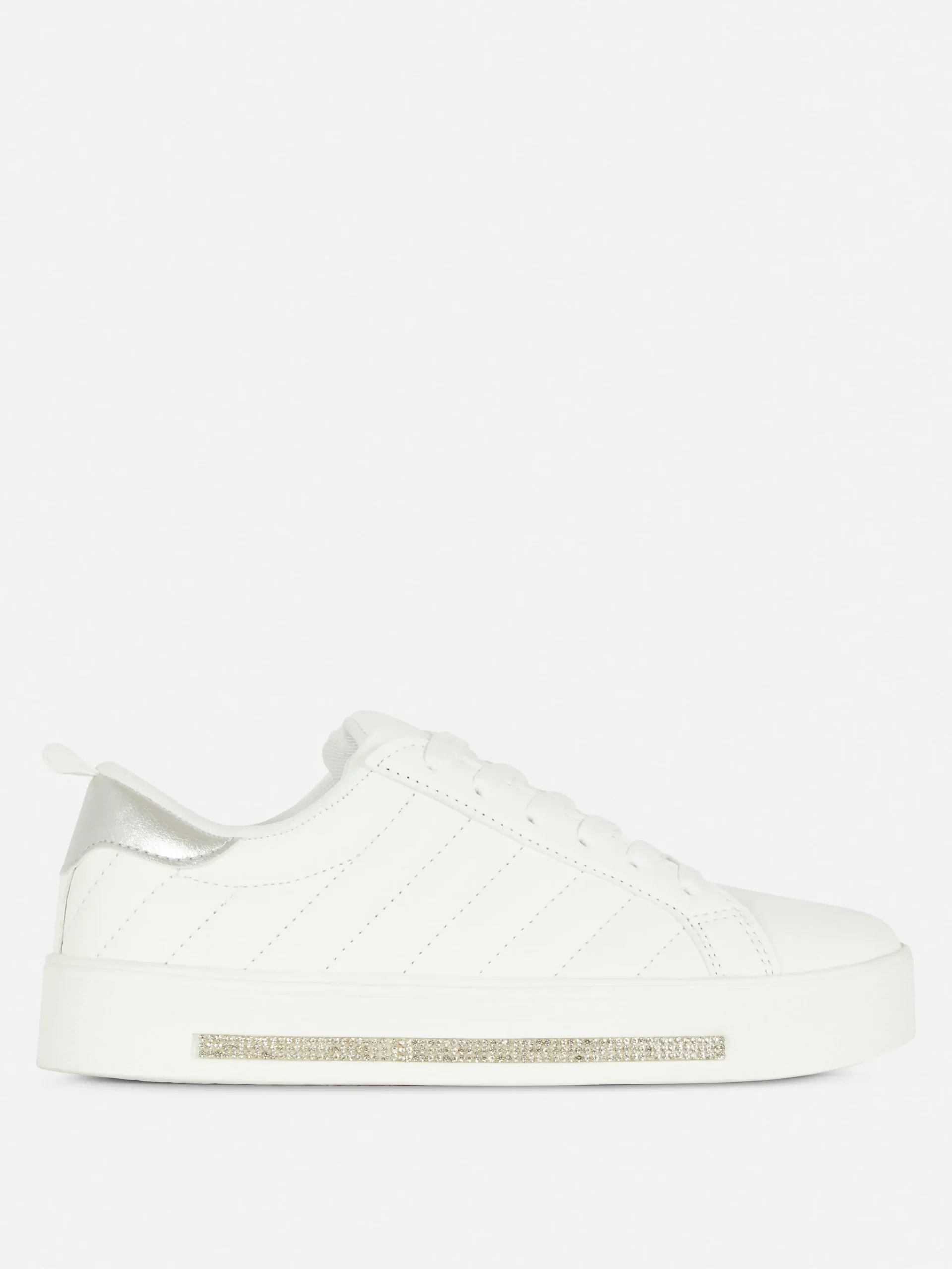 baskets_basses__strass_0.webp Baskets Basses à Strass