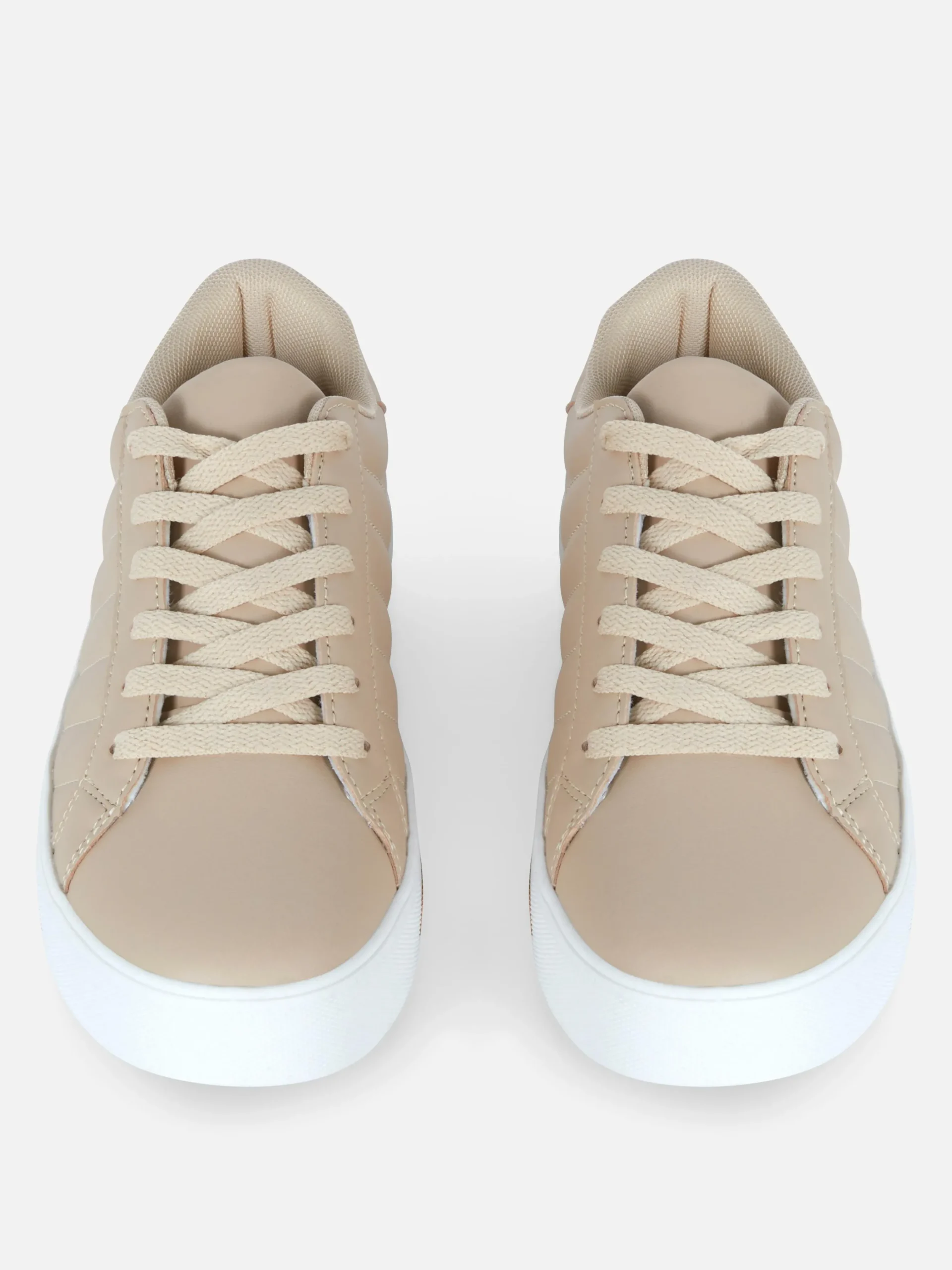 baskets_basses__strass_1-1.webp Baskets Basses à Strass