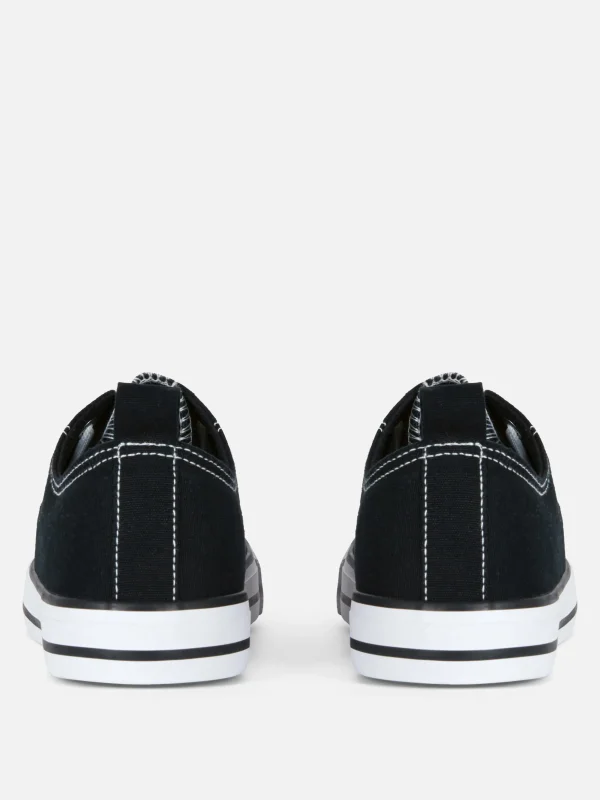 Baskets Basses Classiques En Toile