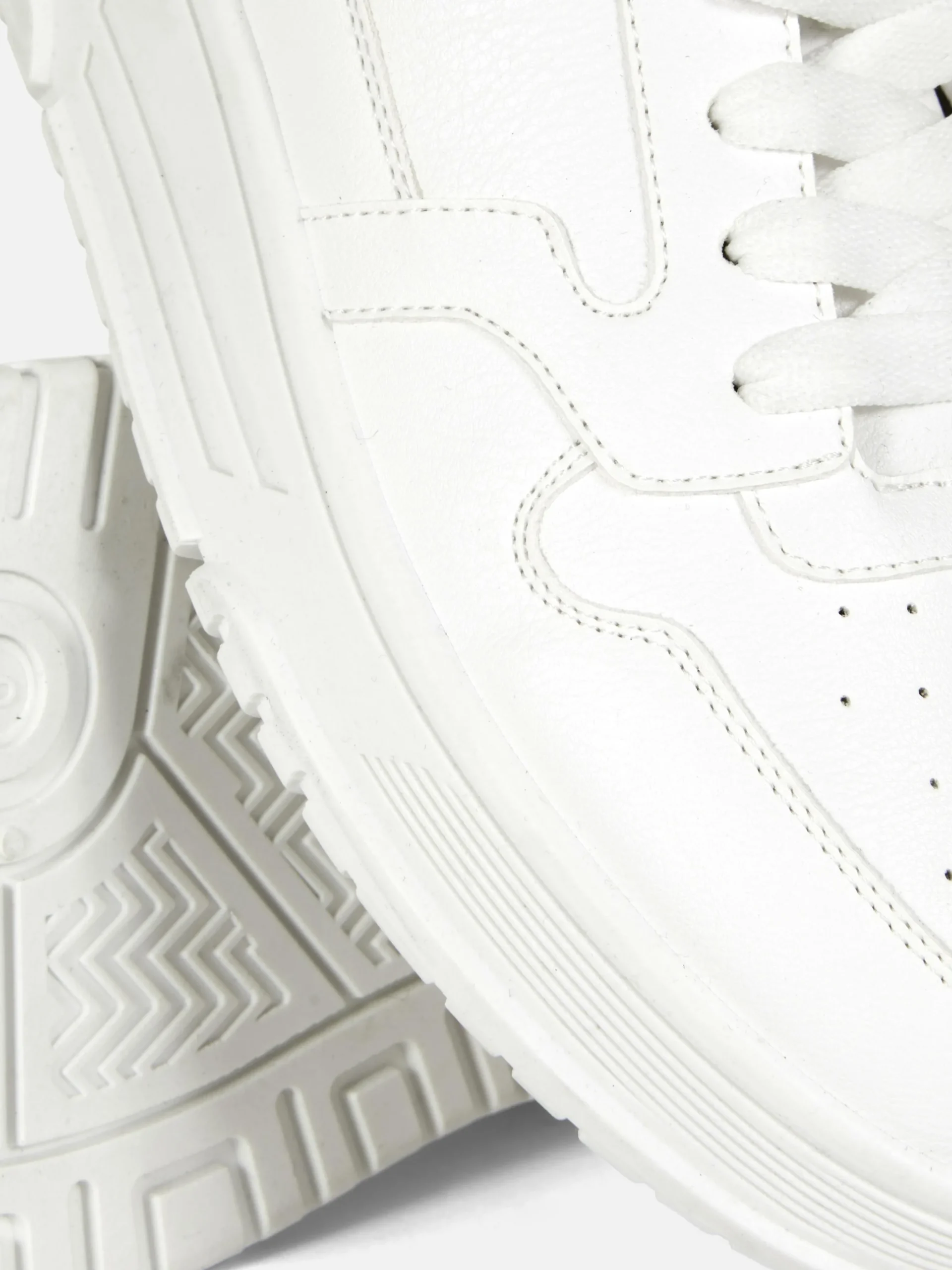 baskets_basses_de_skate_4-1.webp Baskets Basses De Skate