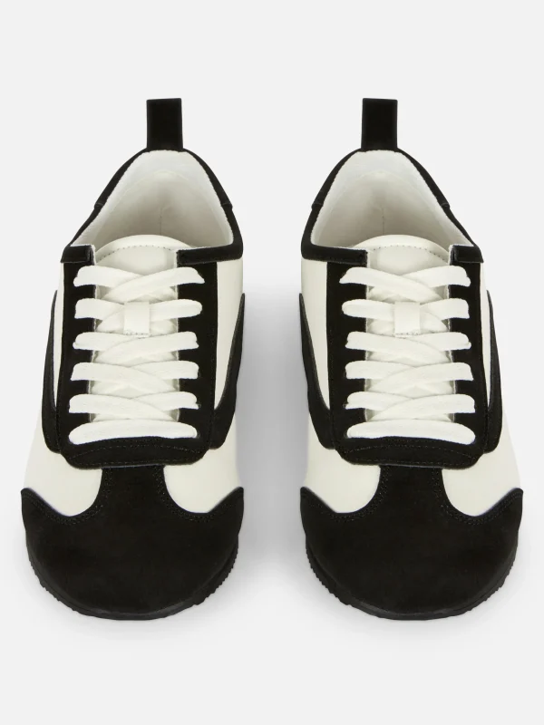 Baskets Basses De Tennis à Lacets