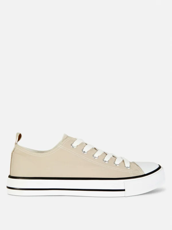 Baskets Basses En Toile