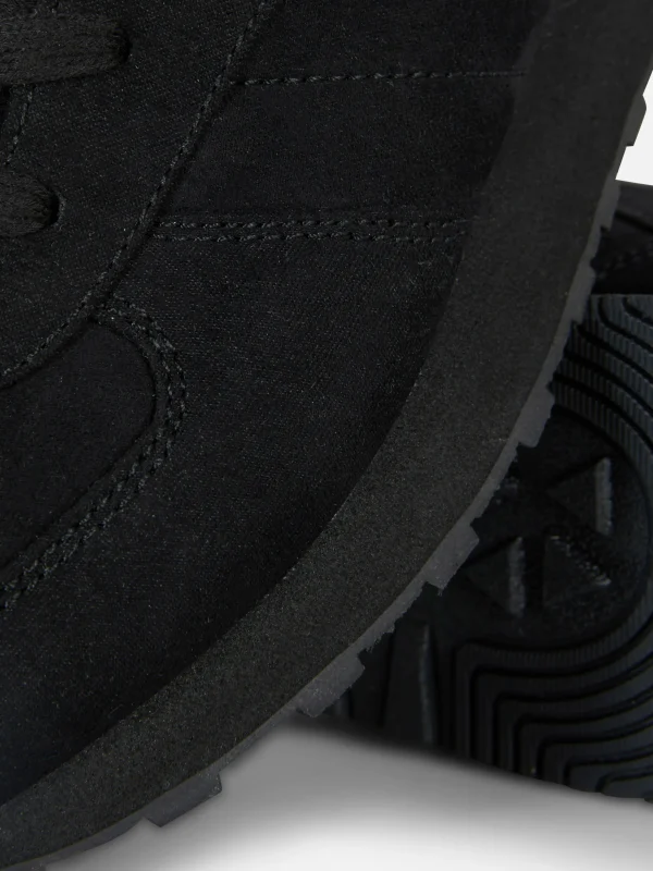 Baskets Classiques à Lacets