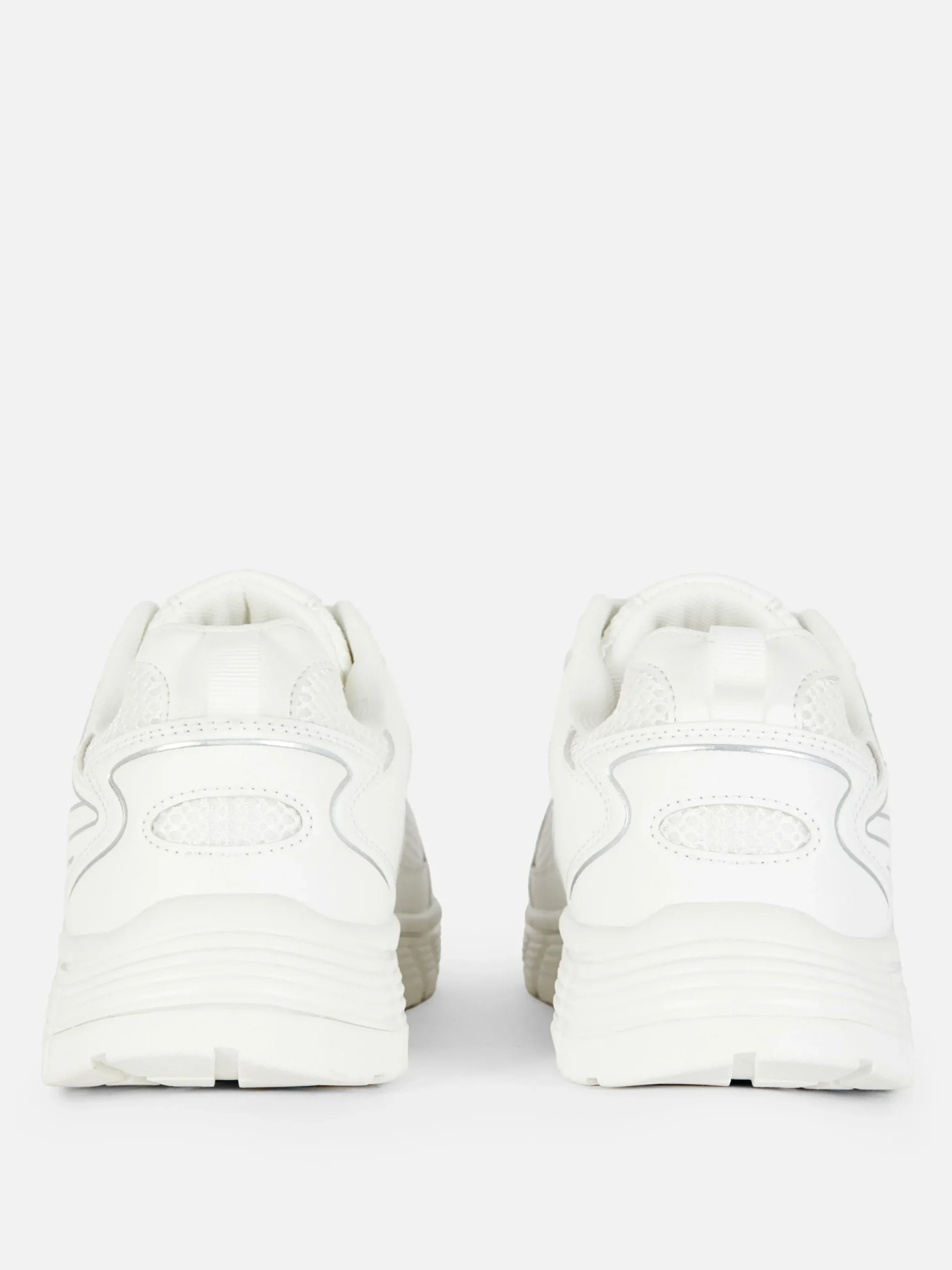 baskets_de_sport__empicem_2-1.webp Baskets De Sport à Empiècements En Maille