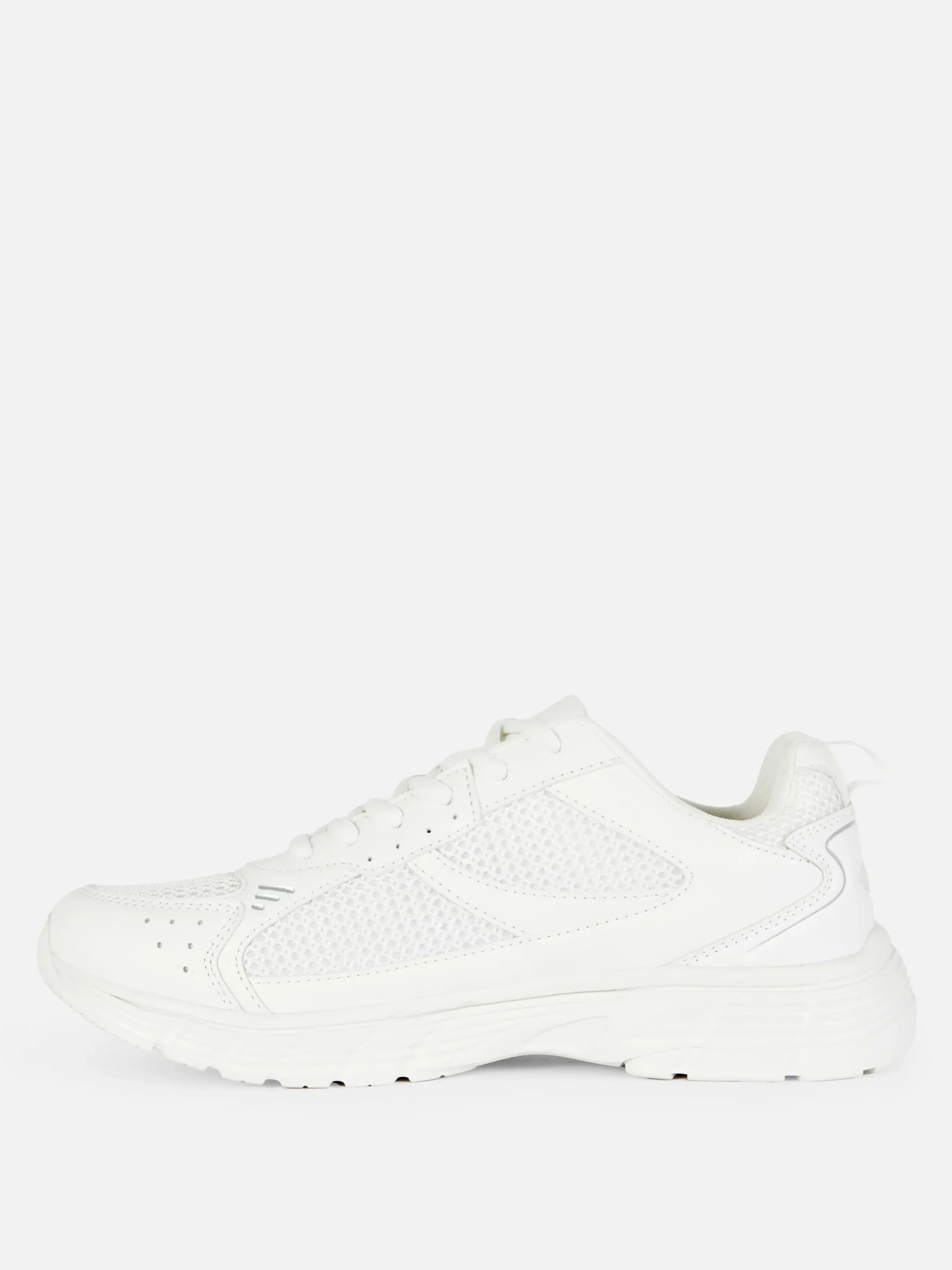 baskets_de_sport__empicem_3-1.webp Baskets De Sport à Empiècements En Maille