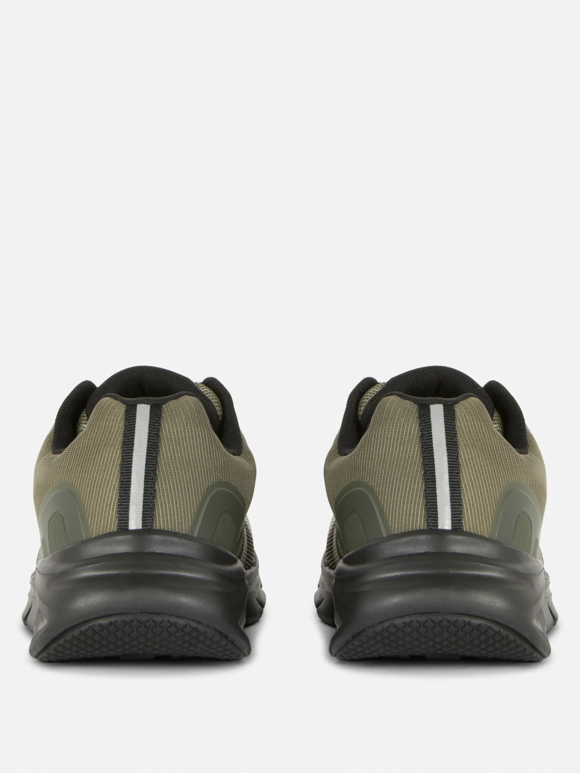 baskets_de_sport__lacets_2-3.webp Baskets De Sport à Lacets