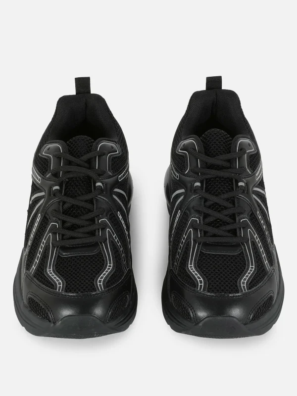 Baskets De Sport Basses à Empiècements