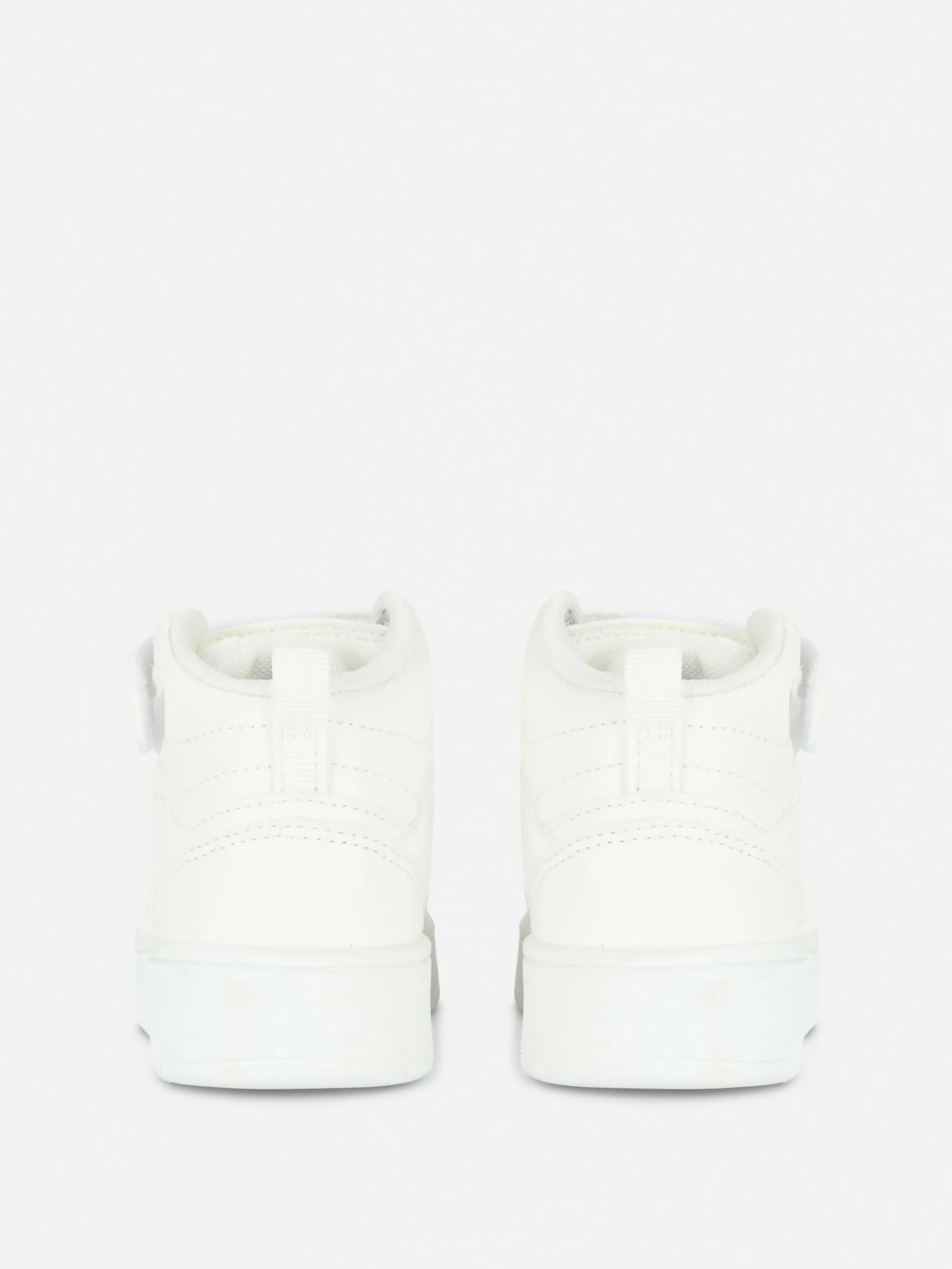 baskets_montantes__semell_2-2.webp Baskets Montantes à Semelle épaisse