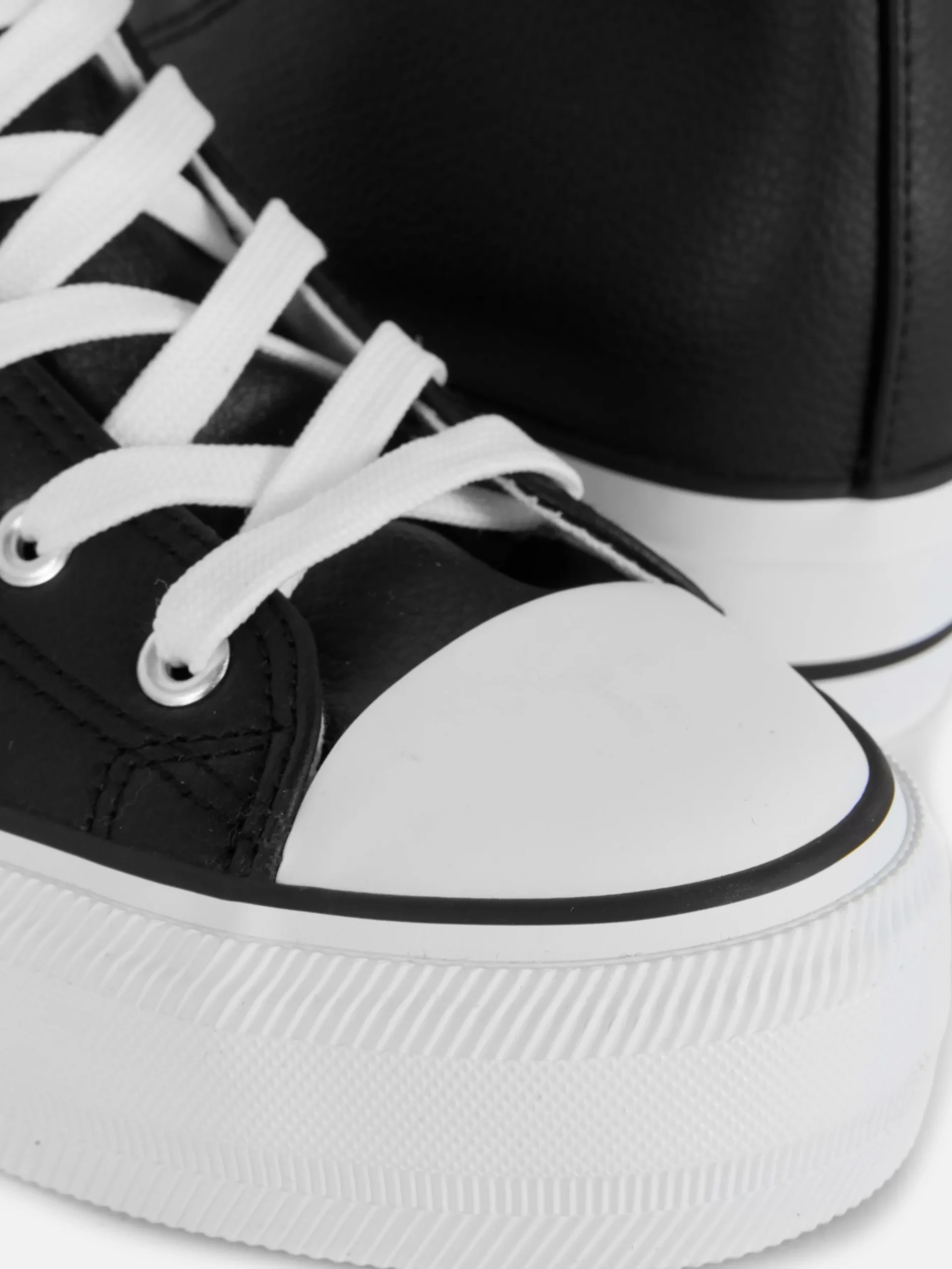 baskets_montantes_compens_4.webp Baskets Montantes Compensées En Simili Cuir