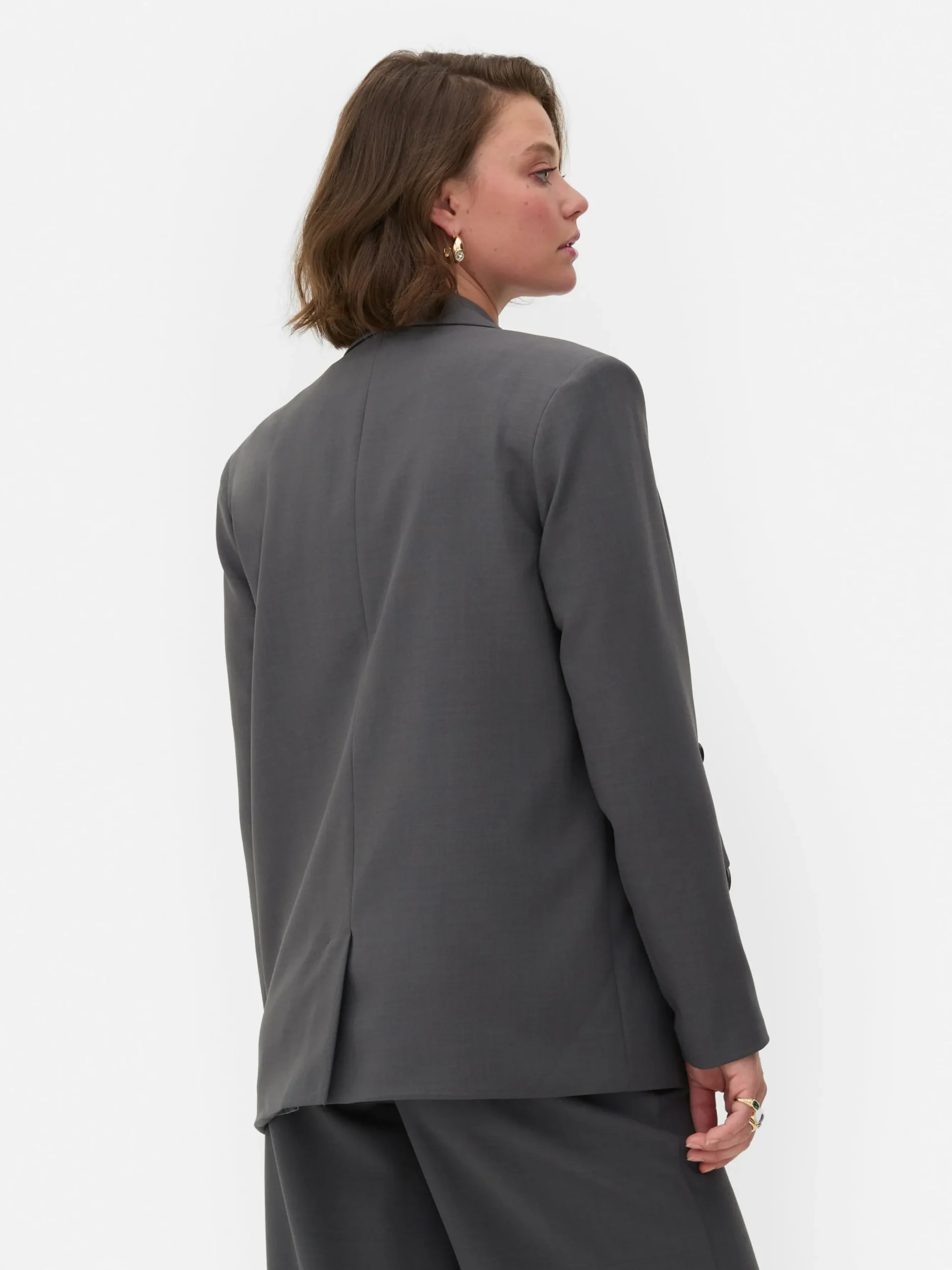 blazer_oversize__boutonna_3-1.webp Blazer Oversize à Boutonnage Croisé Rita Ora