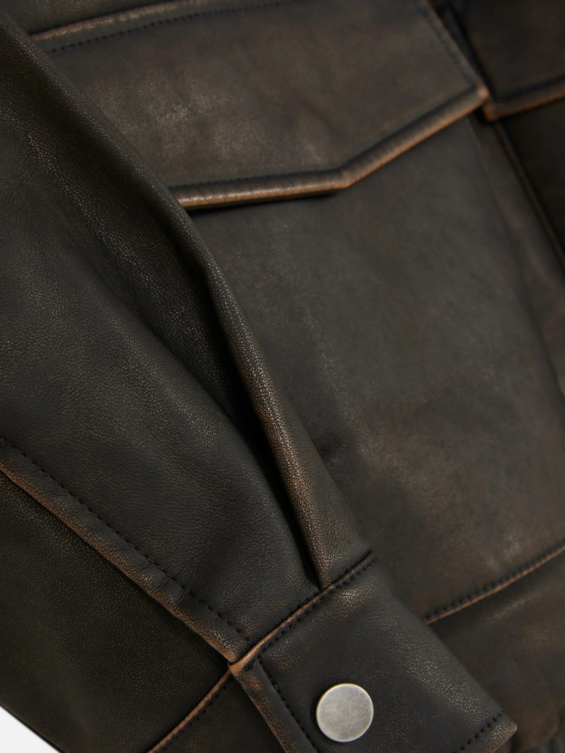 blouson_bomber_en_simili__6.webp Blouson Bomber En Simili Cuir à Effet Vieilli Rita Ora