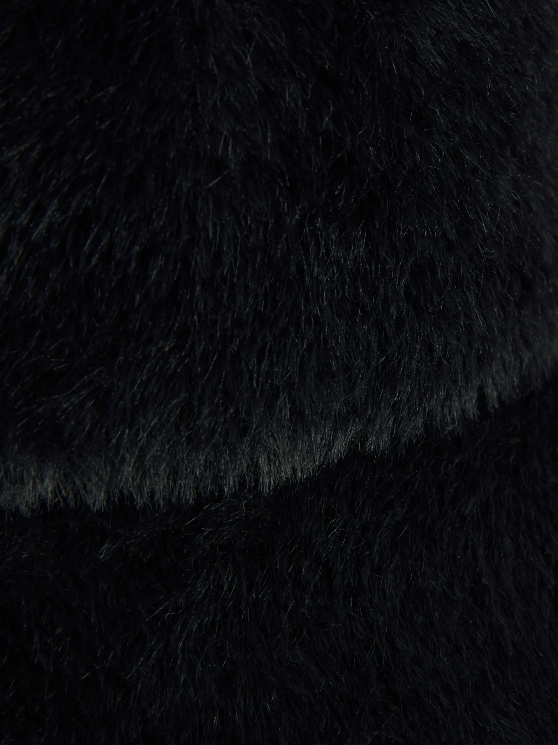 bob_en_fausse_fourrure_1-1.webp Bob En Fausse Fourrure