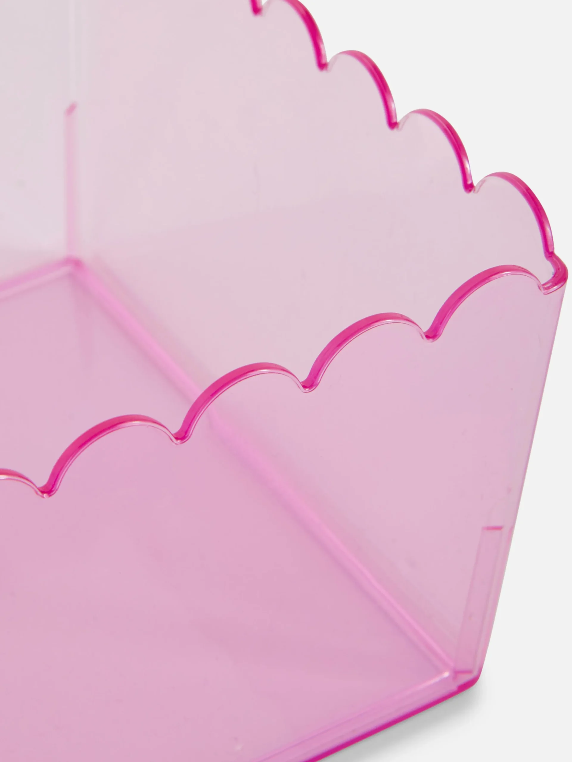 bote_de_rangement_translu_1-1.webp Boîte De Rangement Translucide à Bord Festonné