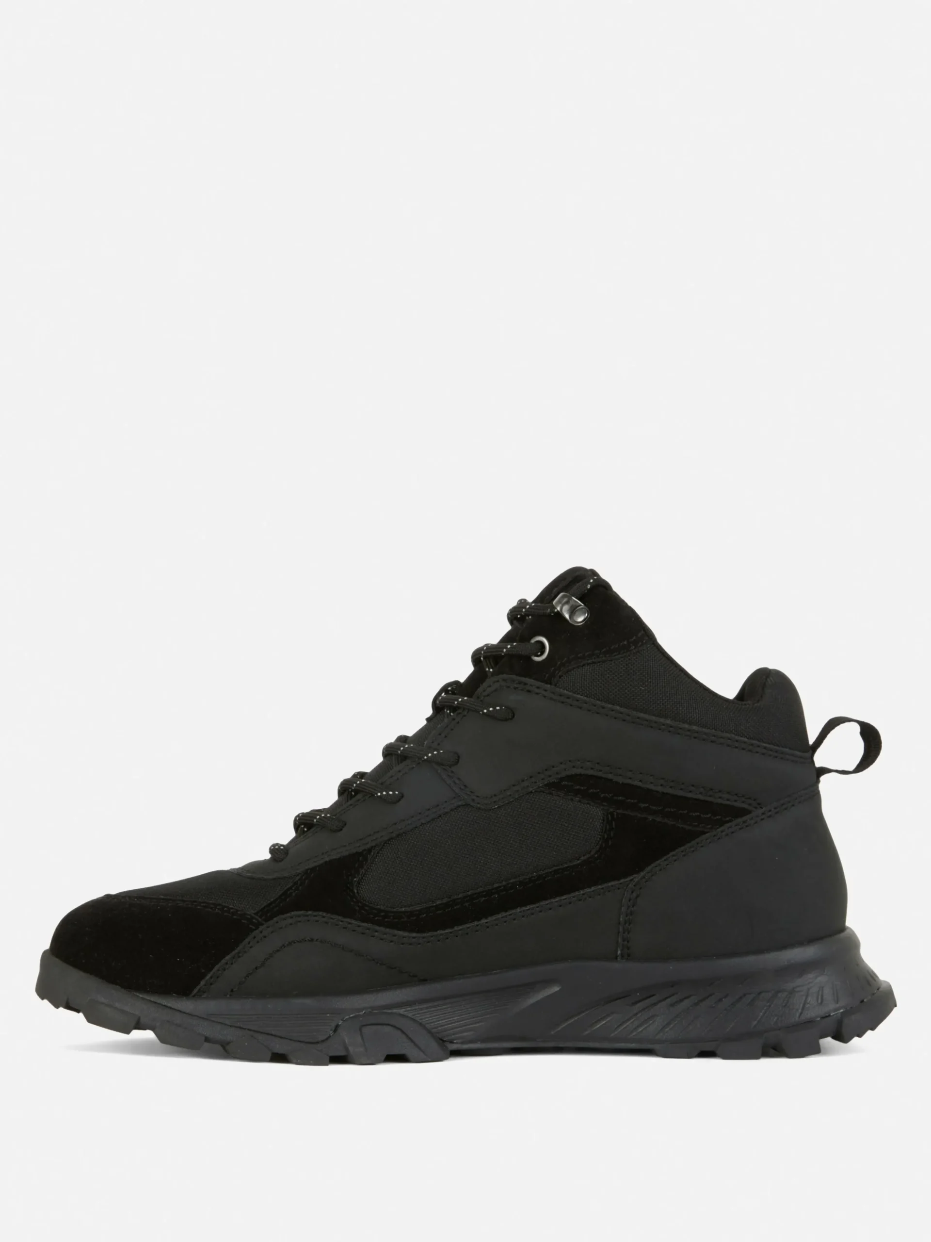 bottes_de_randonne__lacet_3-1.webp Bottes De Randonnée à Lacets