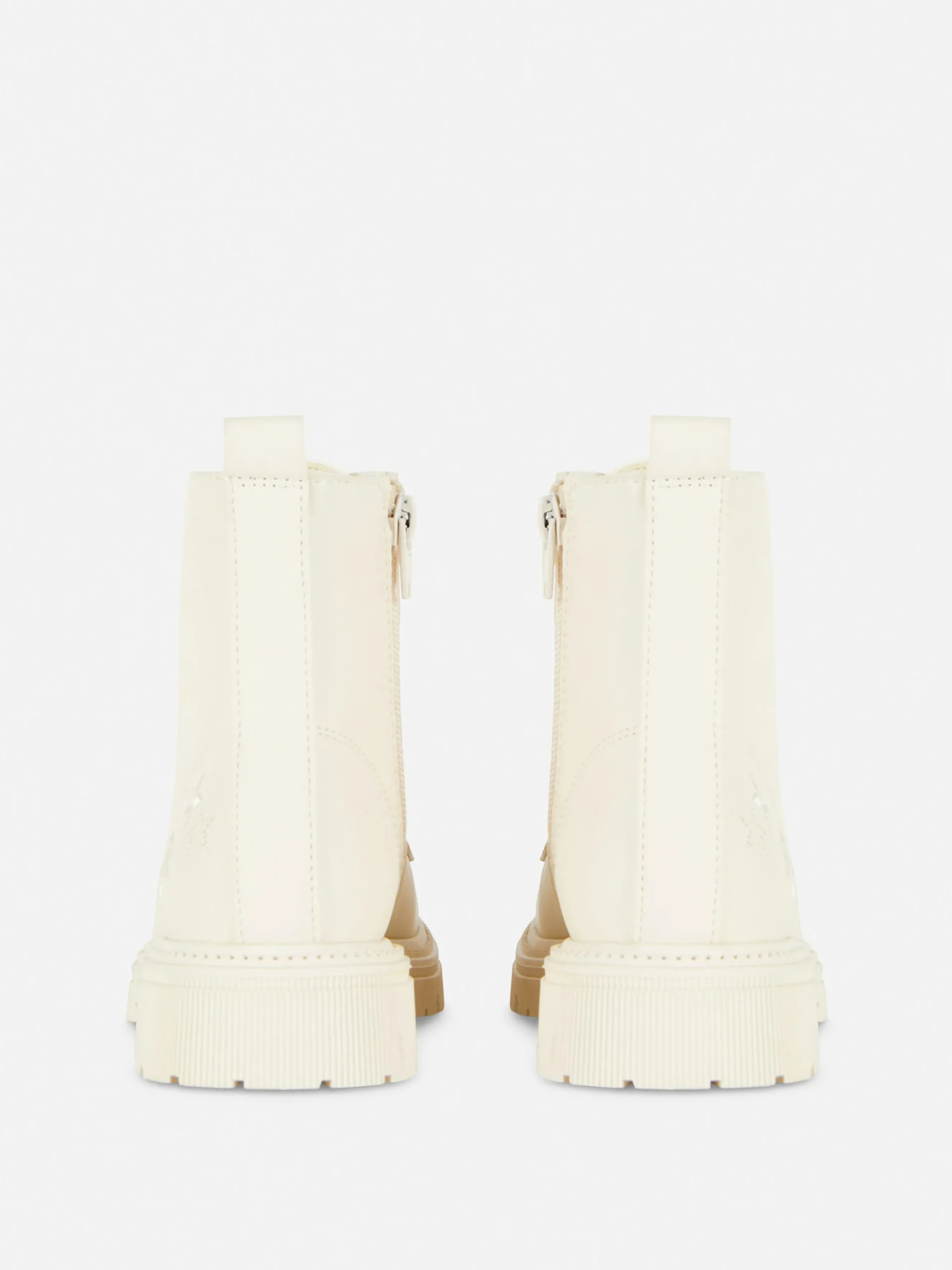 bottes_paisses_zippes_sur_2.webp Bottes épaisses Zippées Sur Le Côté