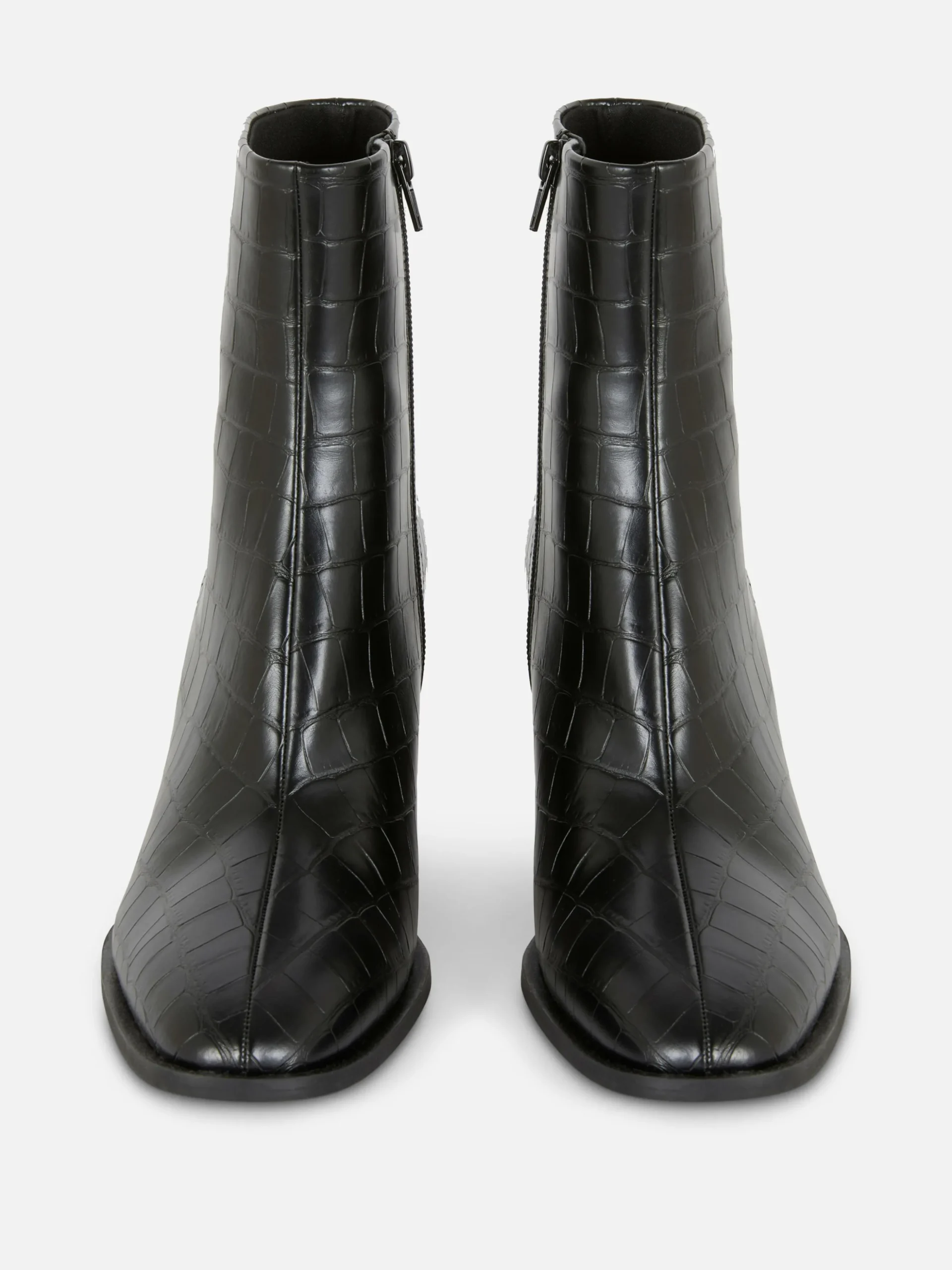 bottines__talons_en_simil_1.webp Bottines à Talons En Similicuir Imitation Croco