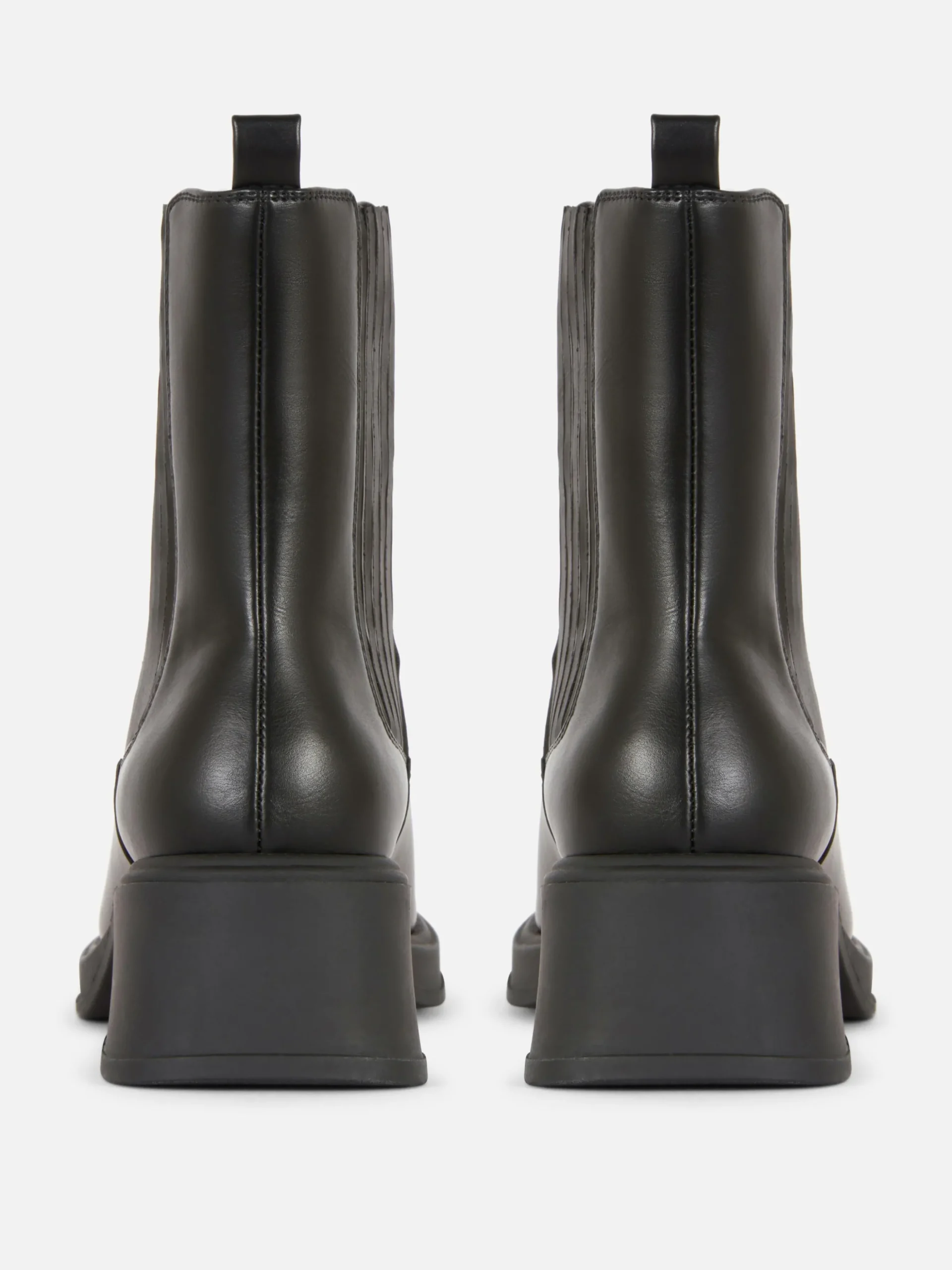 bottines_chelsea__talon_b_2.webp Bottines Chelsea à Talon Bloc