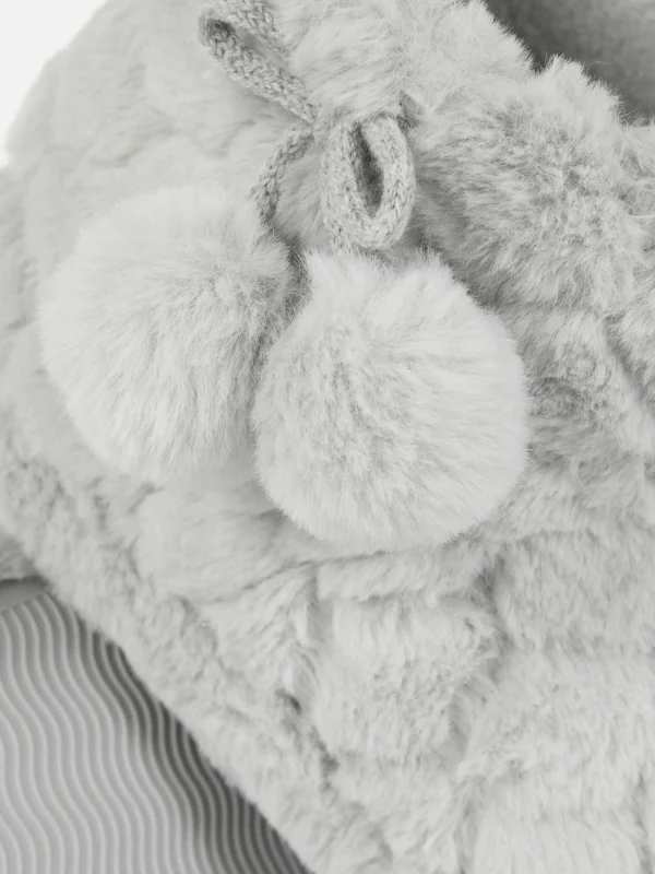 Bottines Duveteuses à Pompons