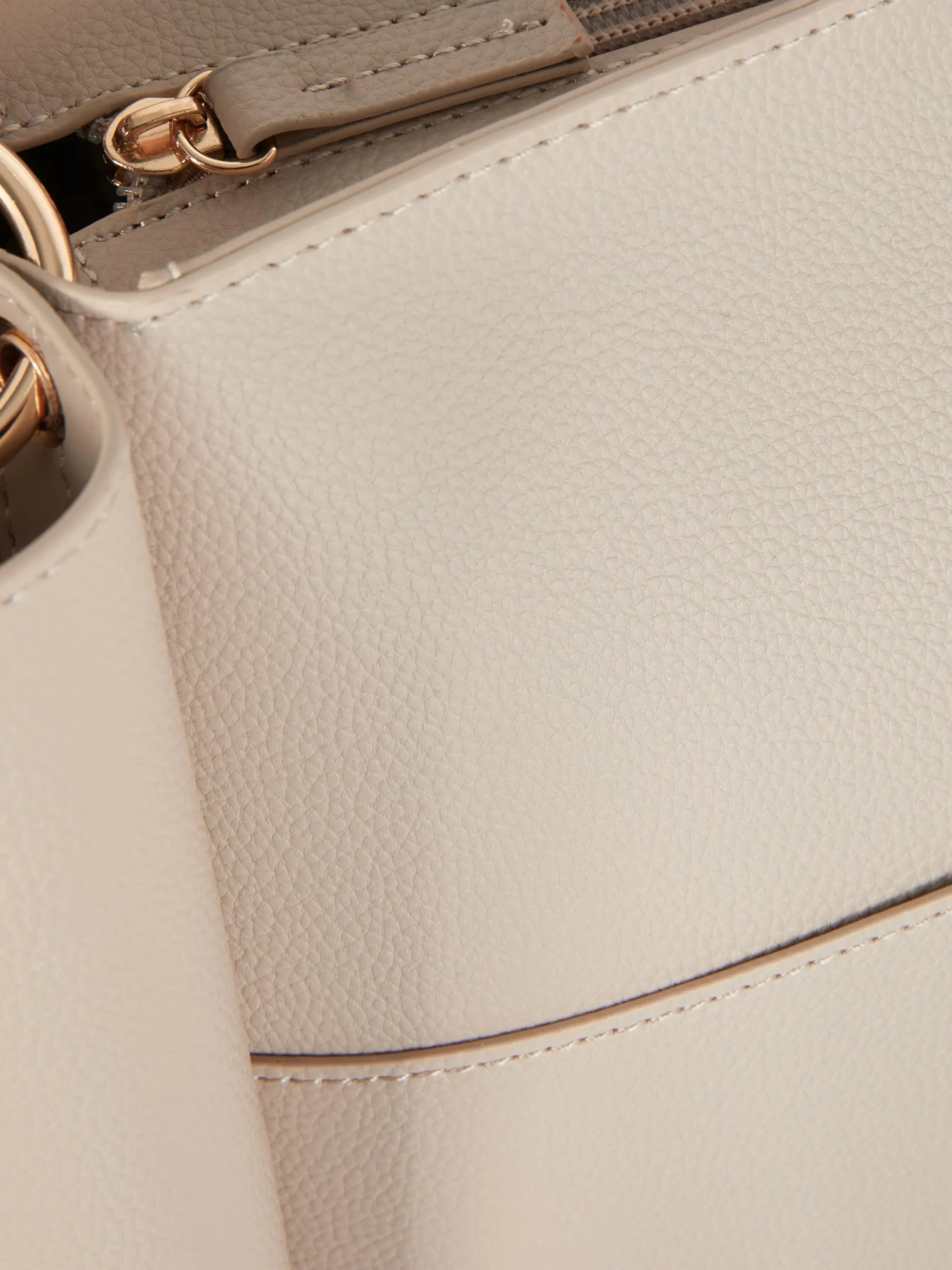 cabas_en_simili_cuir_2-1.webp Cabas En Simili Cuir