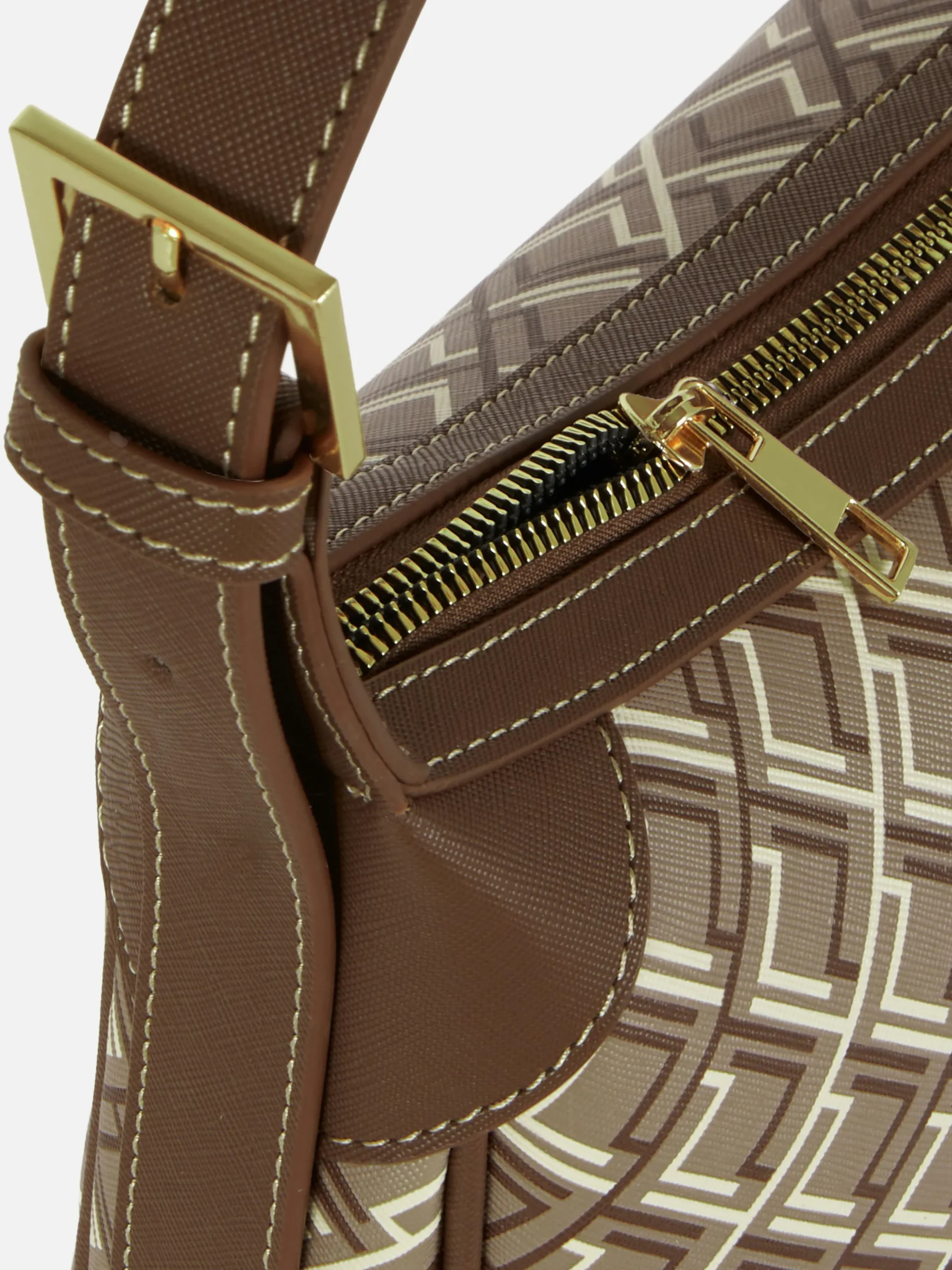 cabas_large__monogramme_2.webp Cabas Large à Monogramme