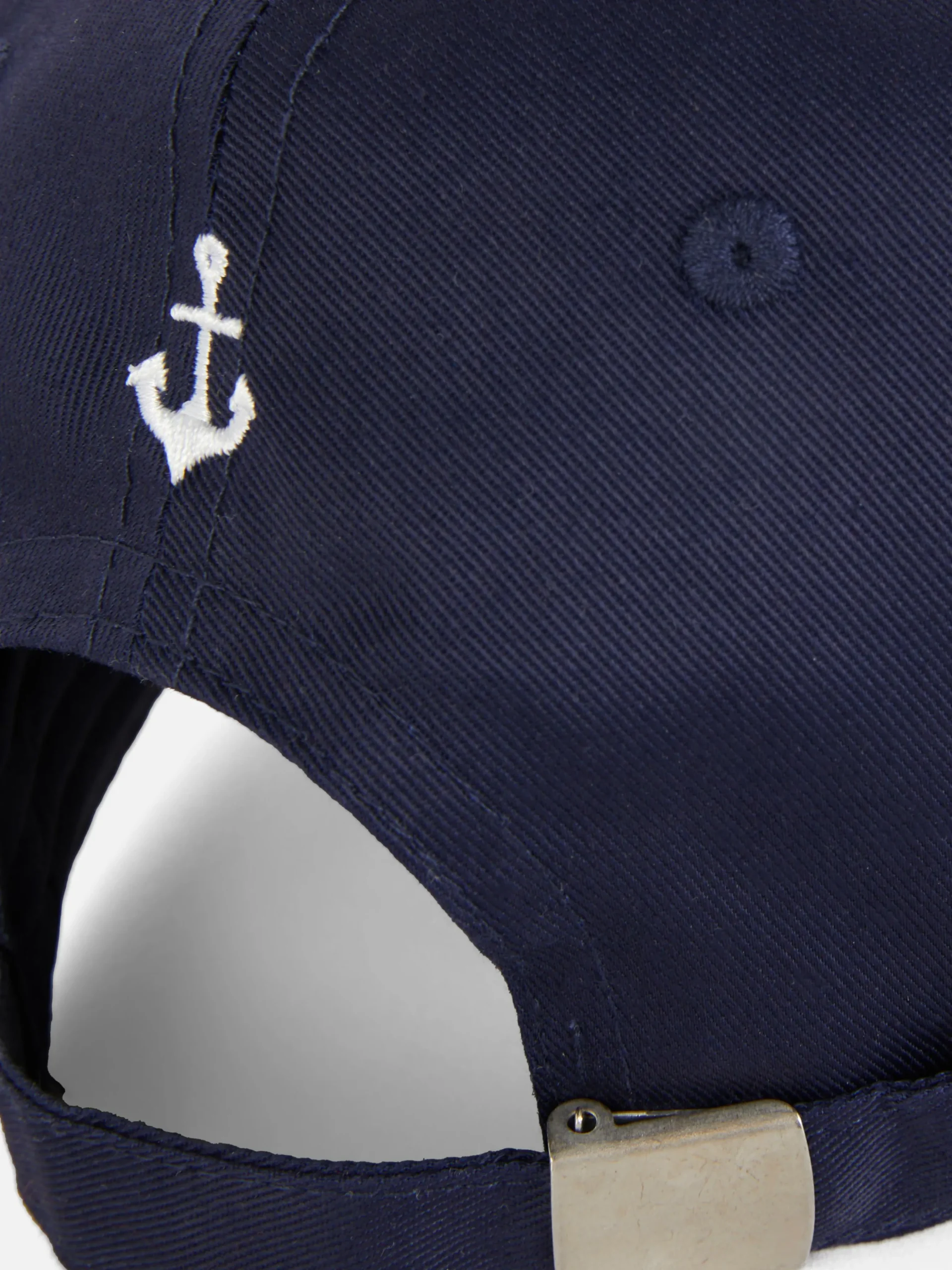 casquette__initiale_brode_1.webp Casquette à Initiale Brodée Rita Ora