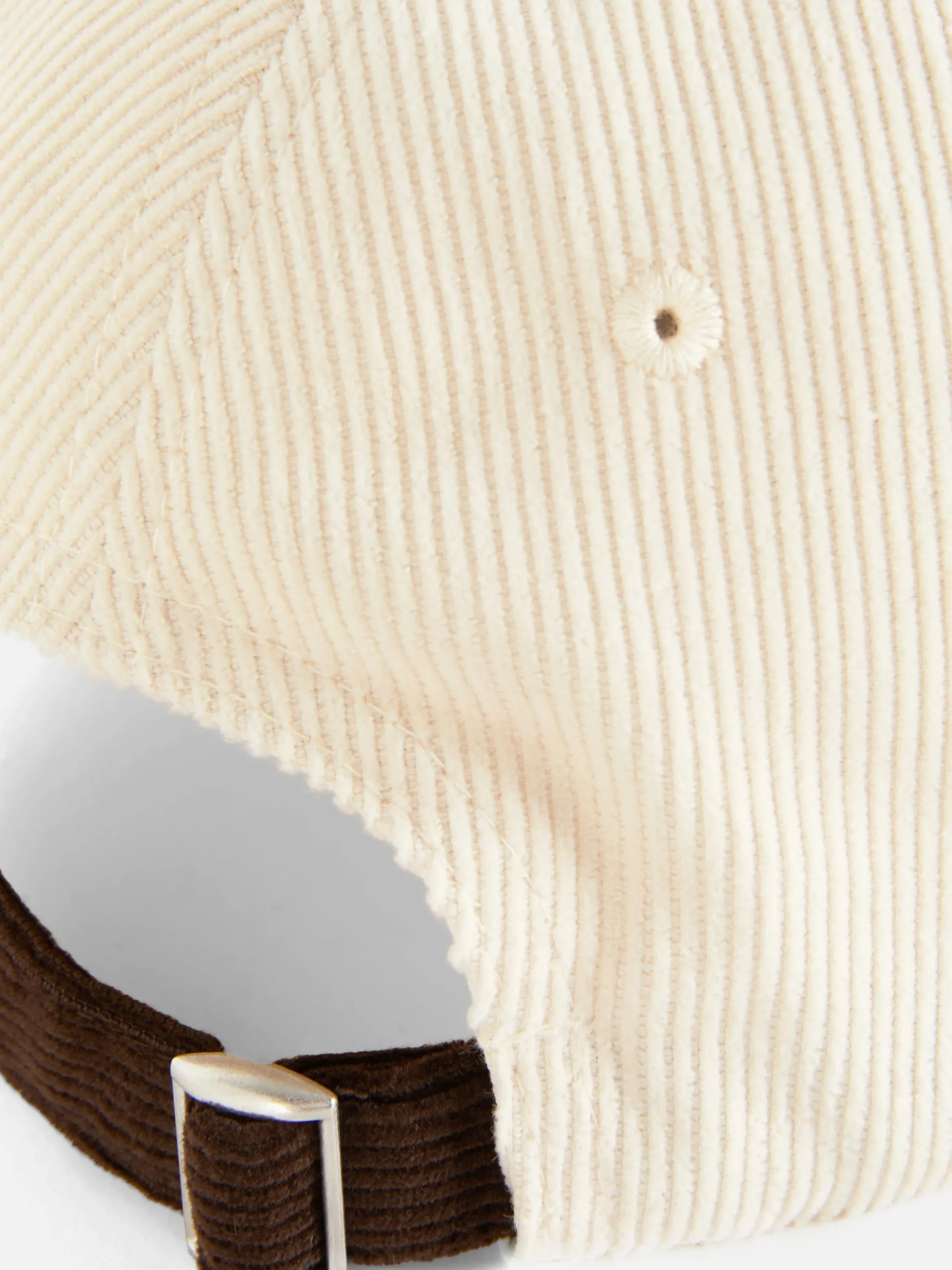 casquette_en_velours_ctel_1.webp Casquette En Velours Côtelé New Zealand Rita Ora