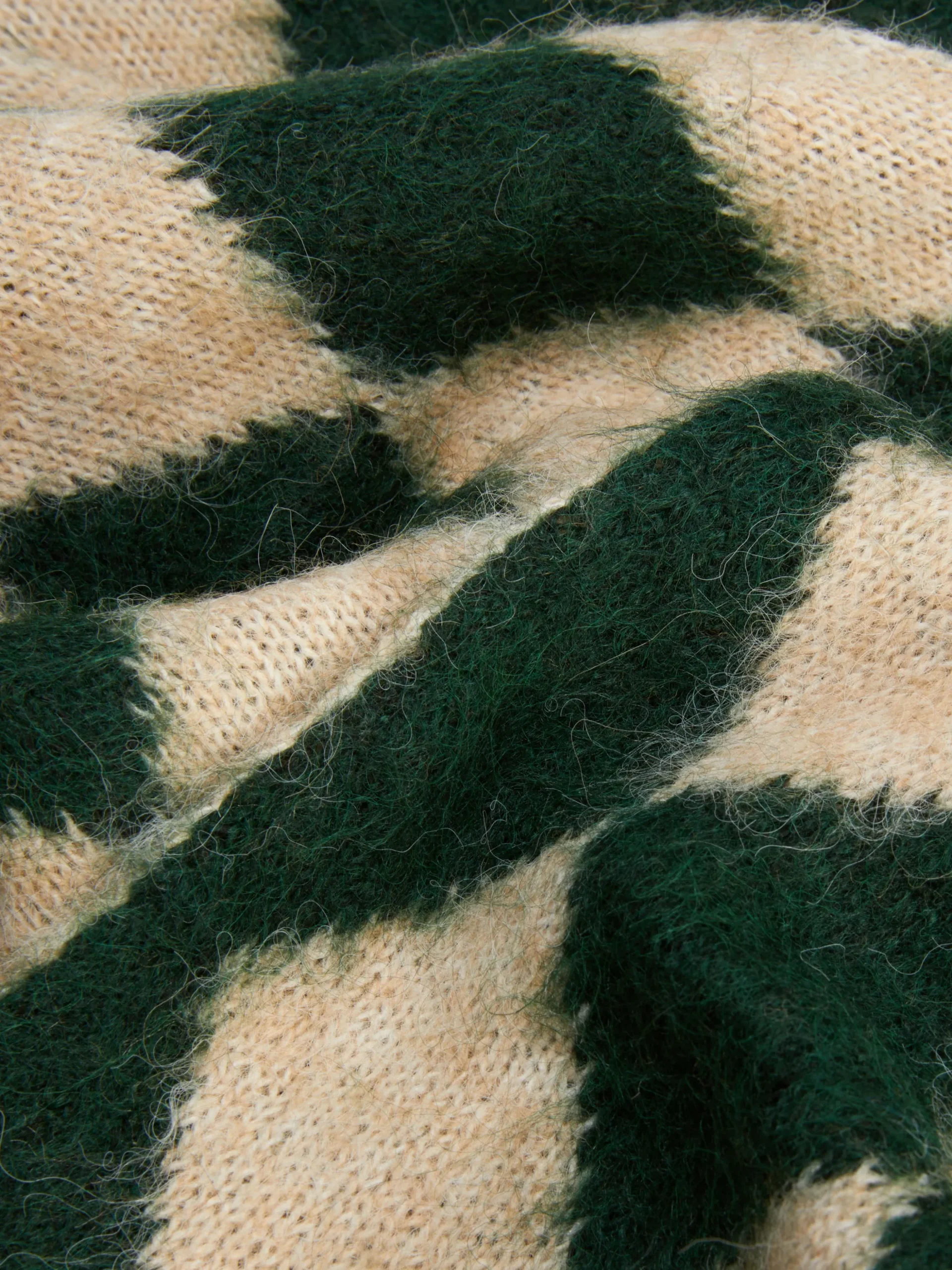 charpe__motif_losange_rit_1.webp Écharpe à Motif Losange Rita Ora