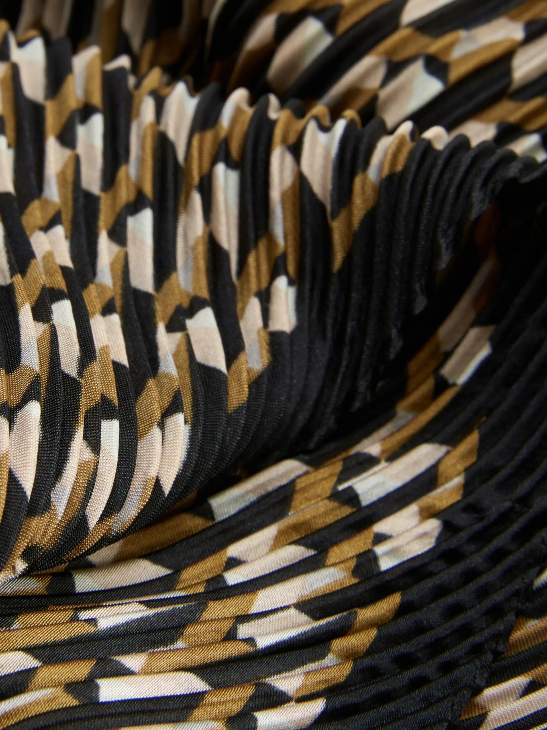 charpe__motifs_rita_ora_1.webp Écharpe à Motifs Rita Ora