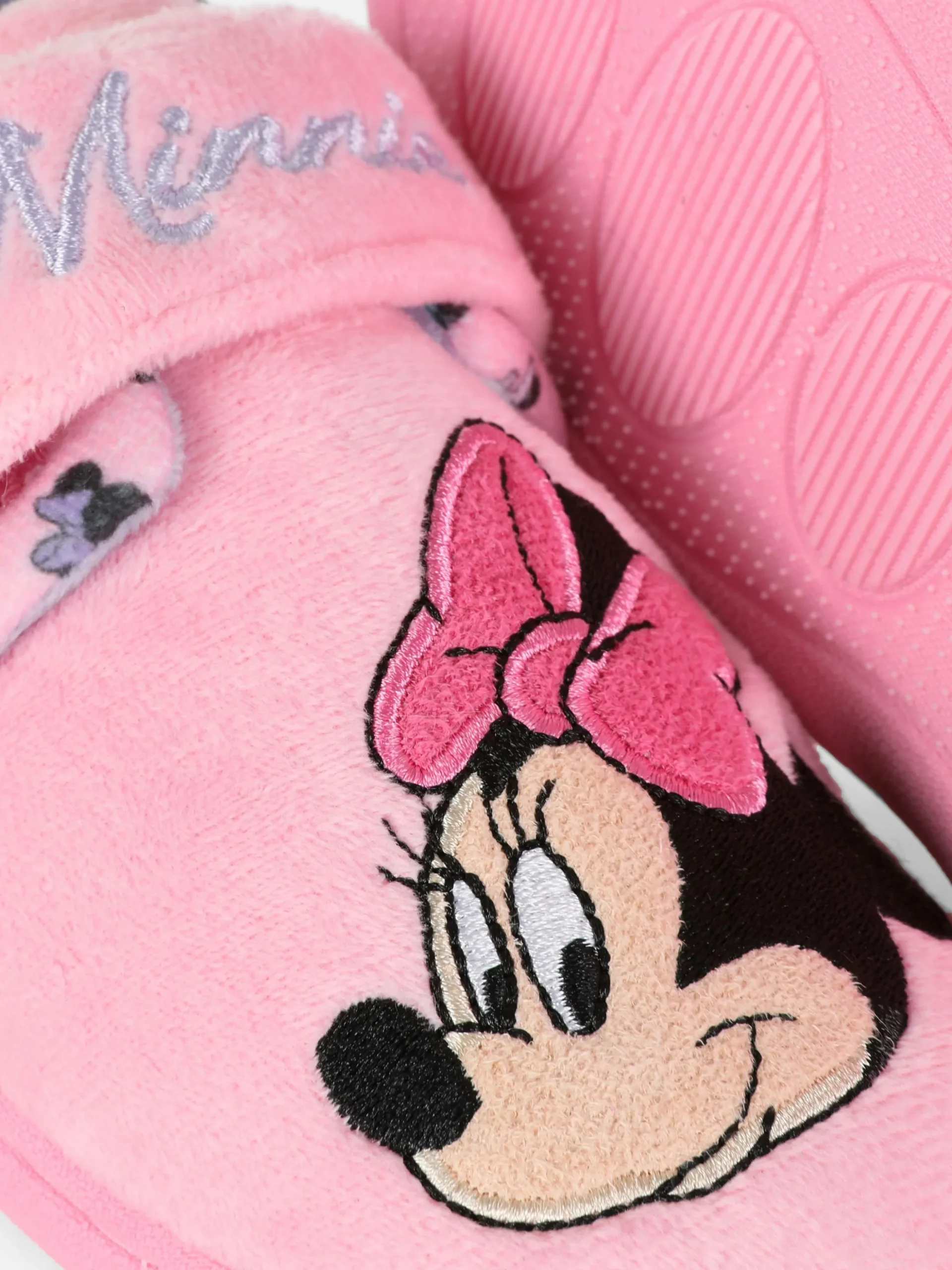 chaussons__semelle_concav_4.webp Chaussons à Semelle Concave Disney Minnie Mouse