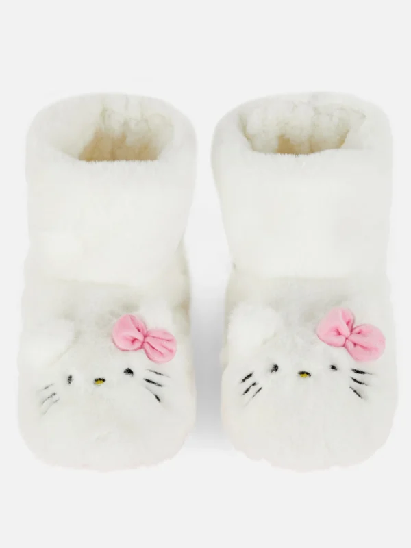 Chaussons Duveteux Hello Kitty