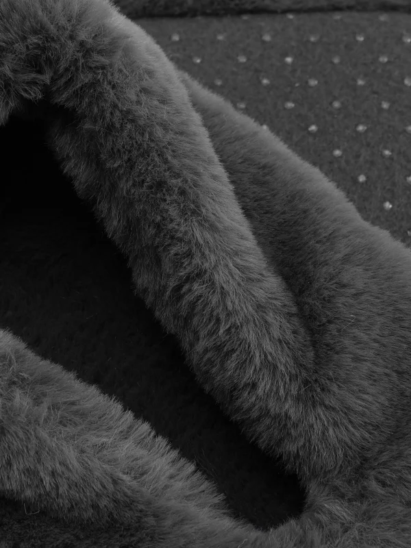 Chaussons En Fausse Fourrure
