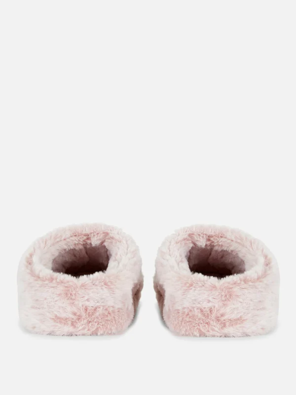Chaussons En Fausse Fourrure