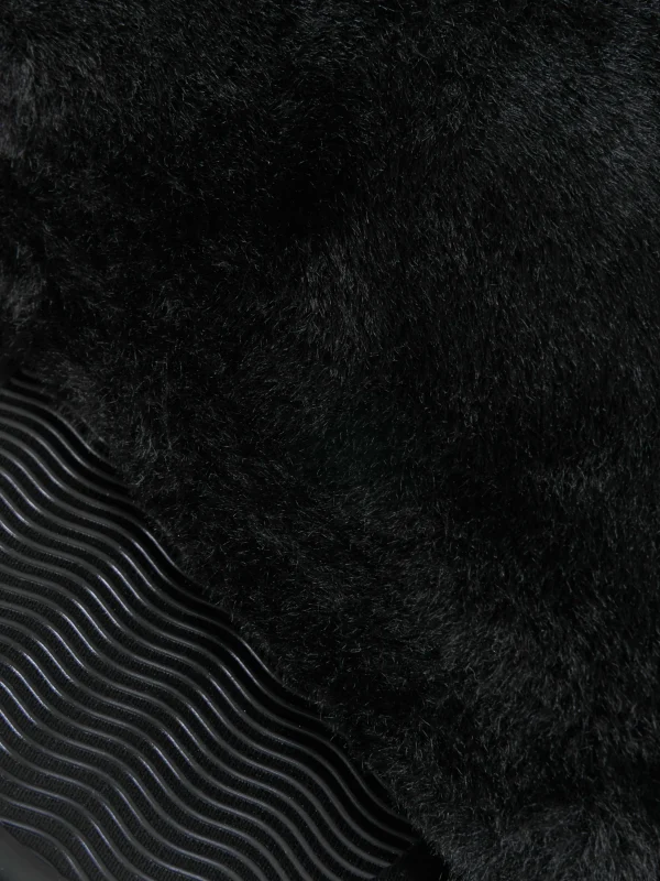 Chaussons En Fausse Fourrure