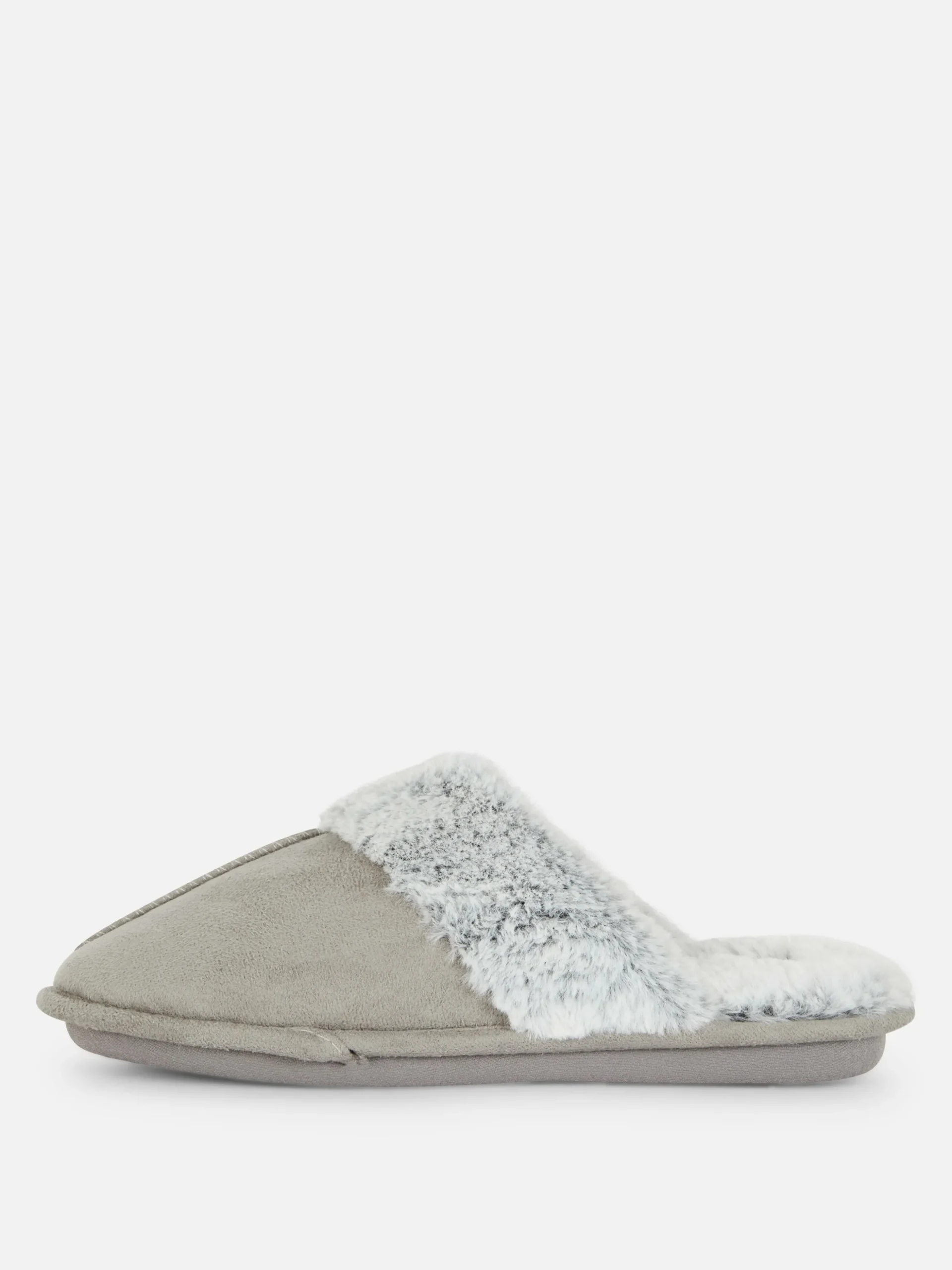 chaussons_en_sudine_3-1.webp Chaussons En Suédine