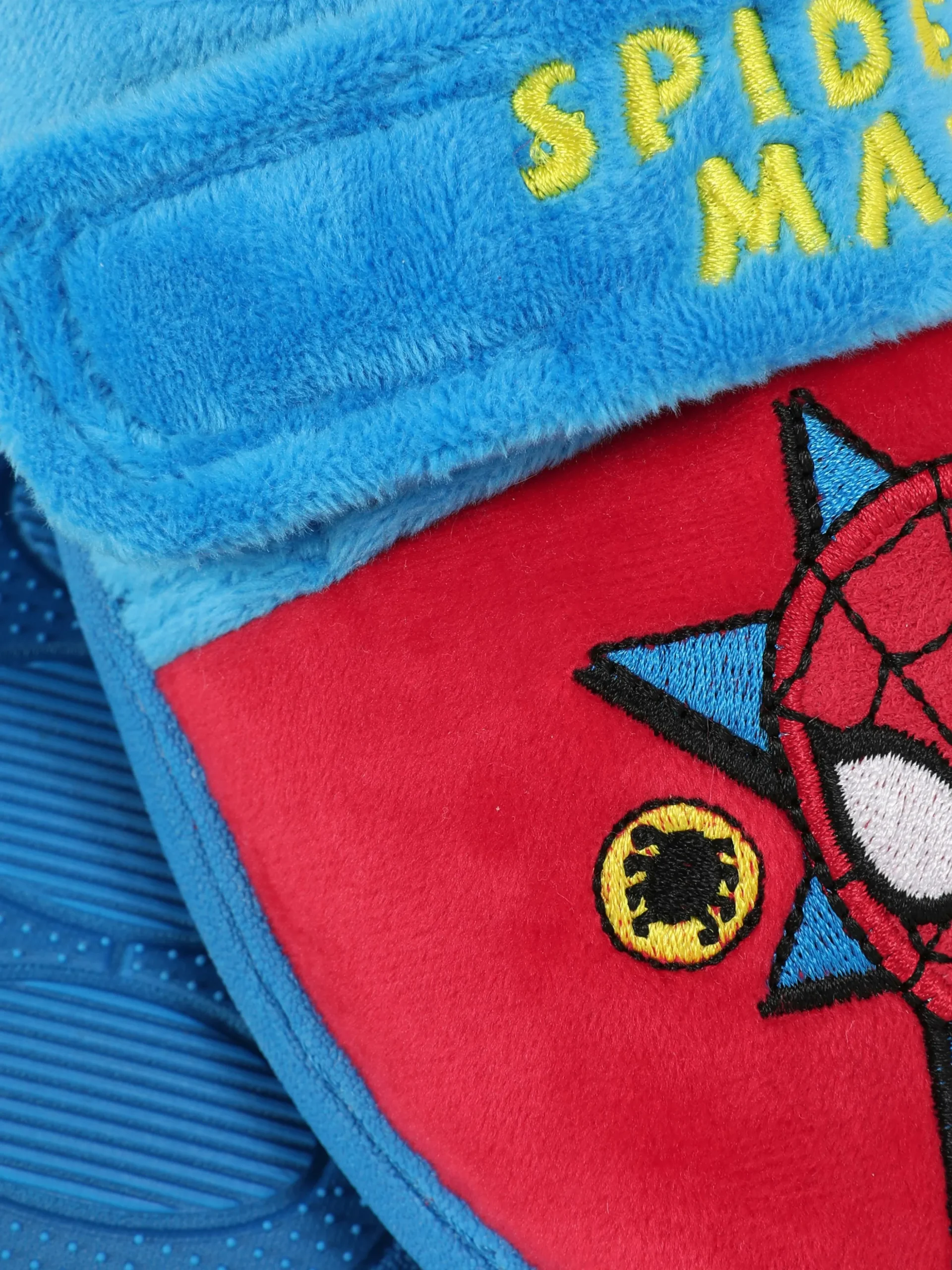 chaussons_marvel_spiderma_4.webp Chaussons Marvel Spider-Man à Semelles Concaves