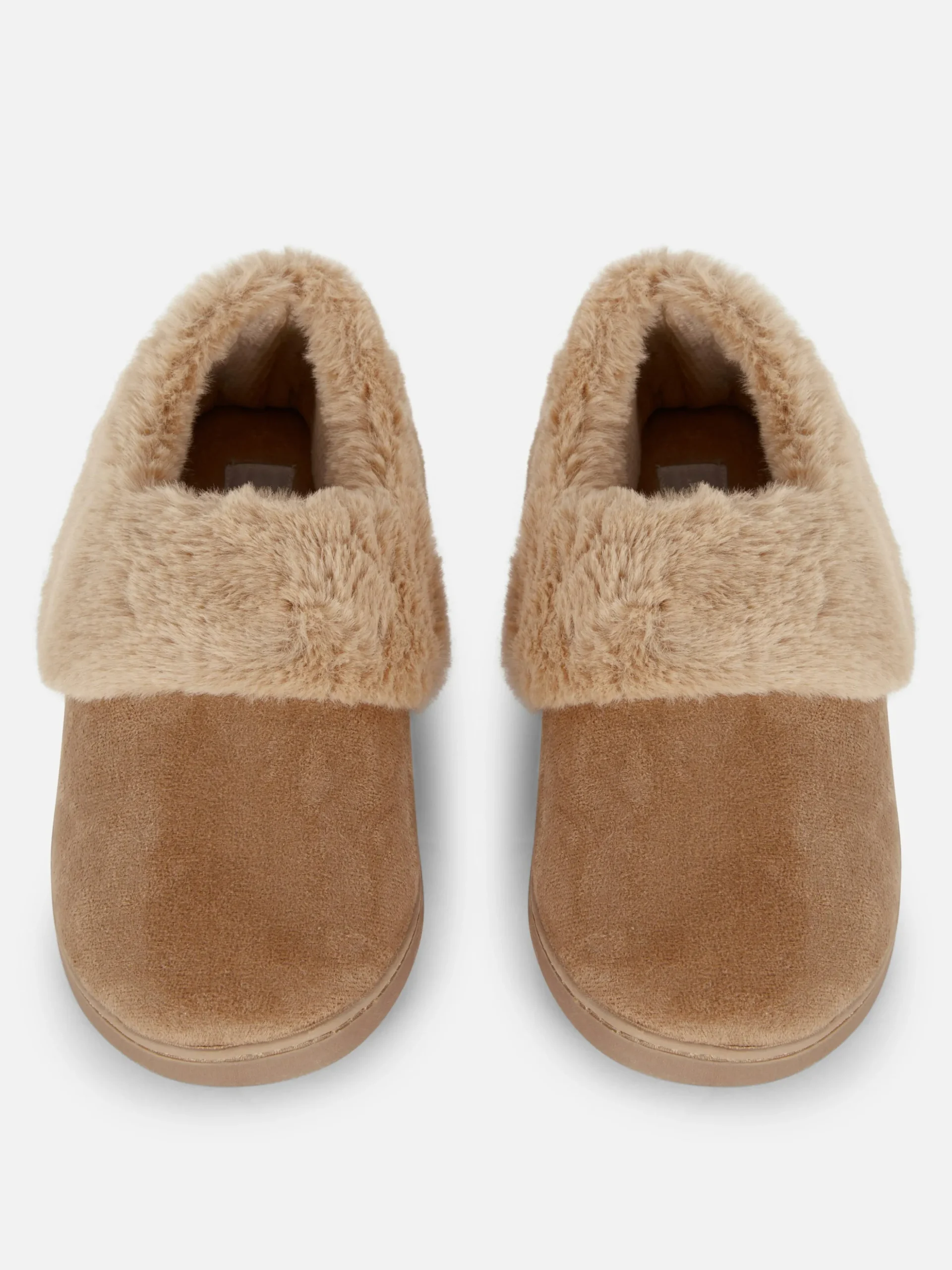 chaussons_mocassins_doubl_1-2.webp Chaussons Mocassins Doublés En Fausse Fourrure