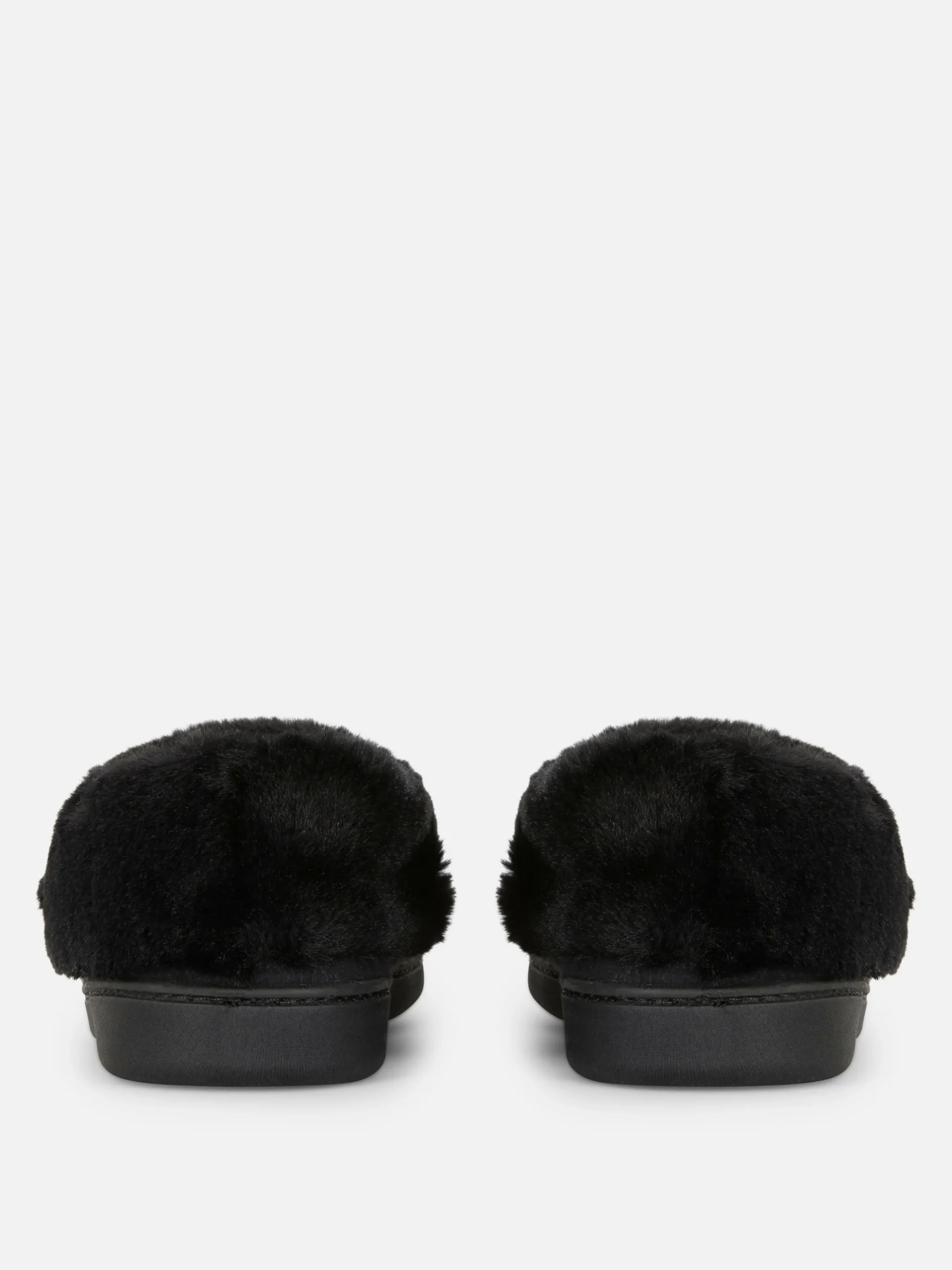 chaussons_mocassins_doubl_2-3.webp Chaussons Mocassins Doublés En Fausse Fourrure