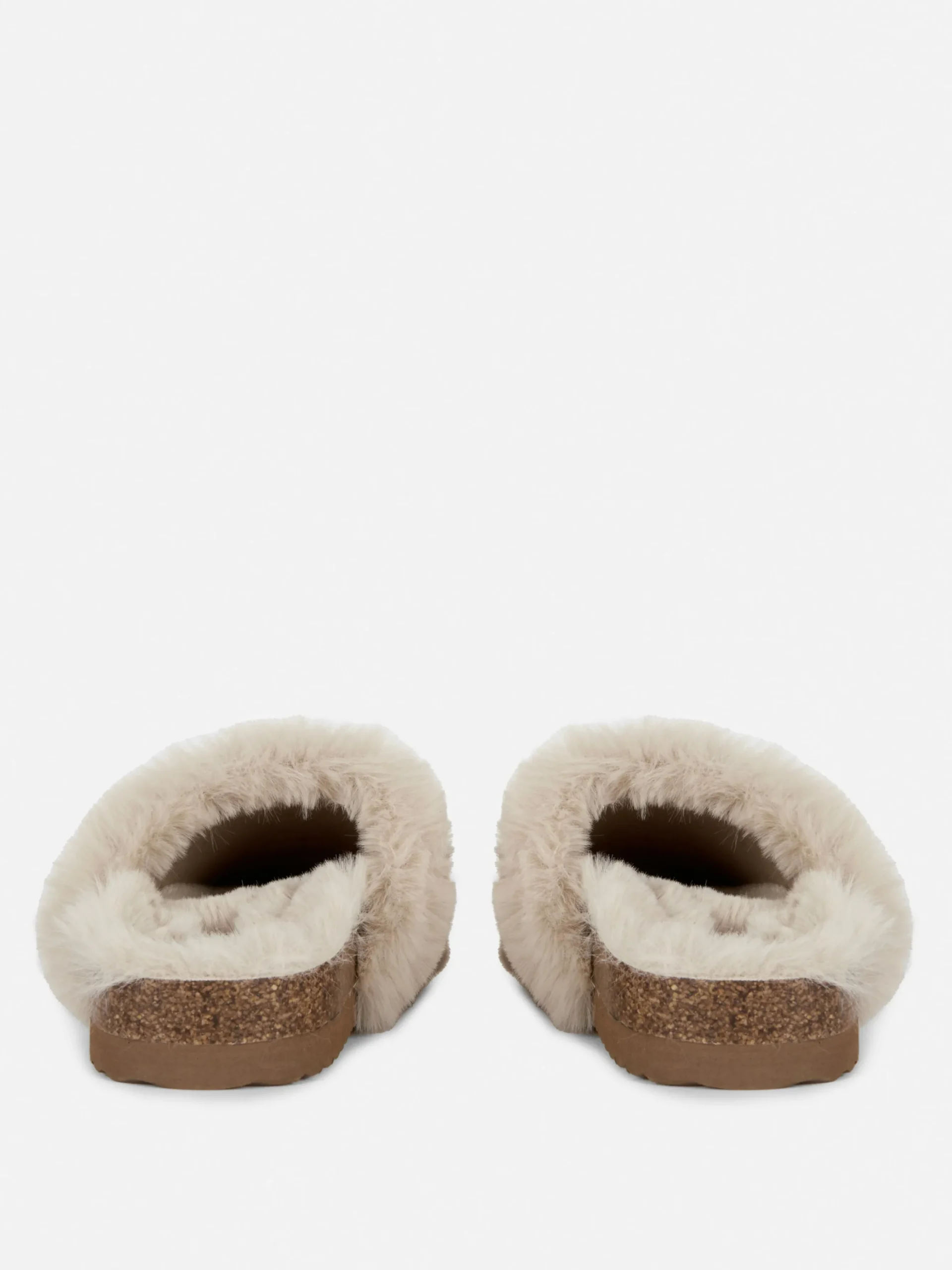 chaussons_mules_duveteux_2.webp Chaussons Mules Duveteux