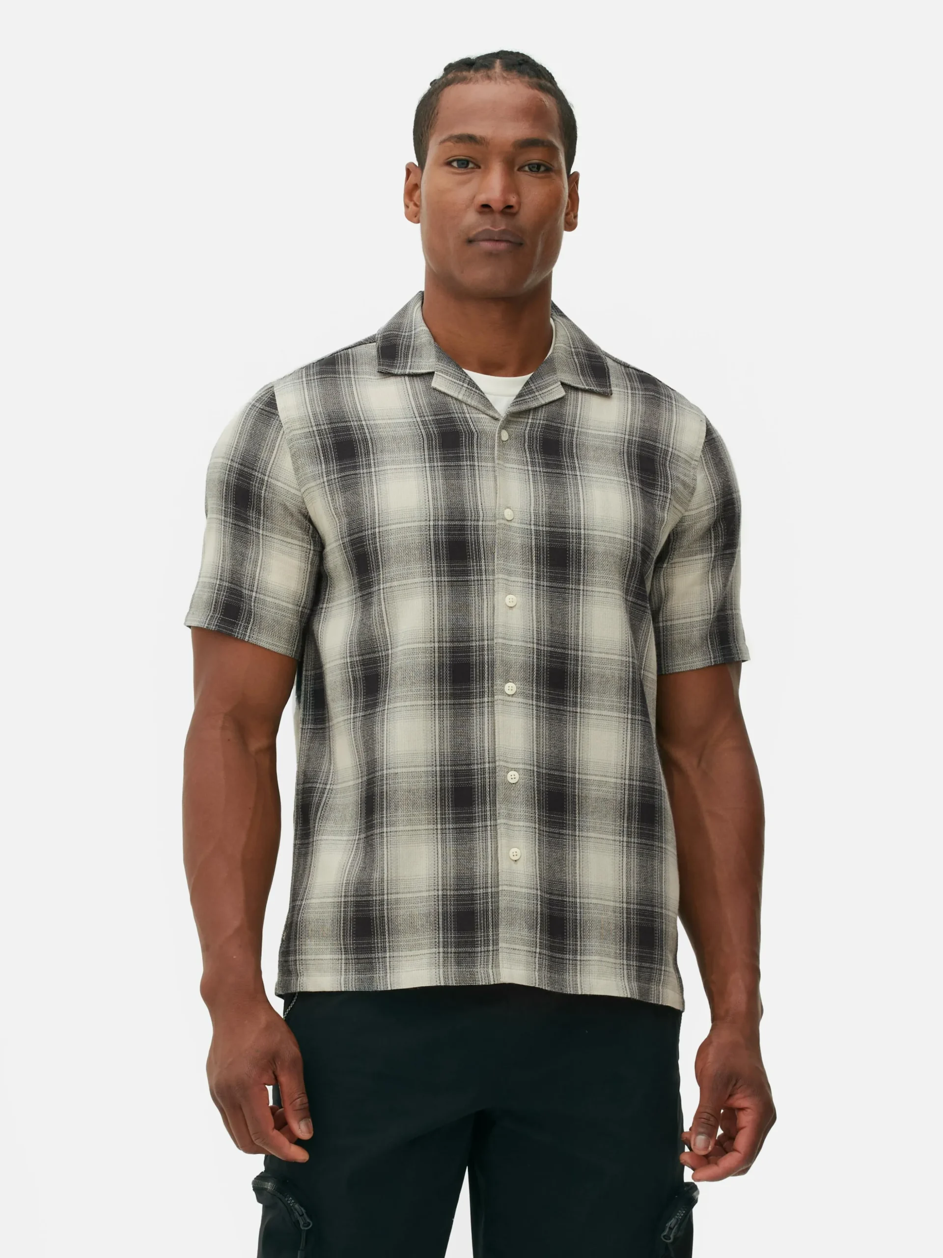 chemise_texture__carreaux_0.webp Chemise Texturée à Carreaux Et à Manches Courtes