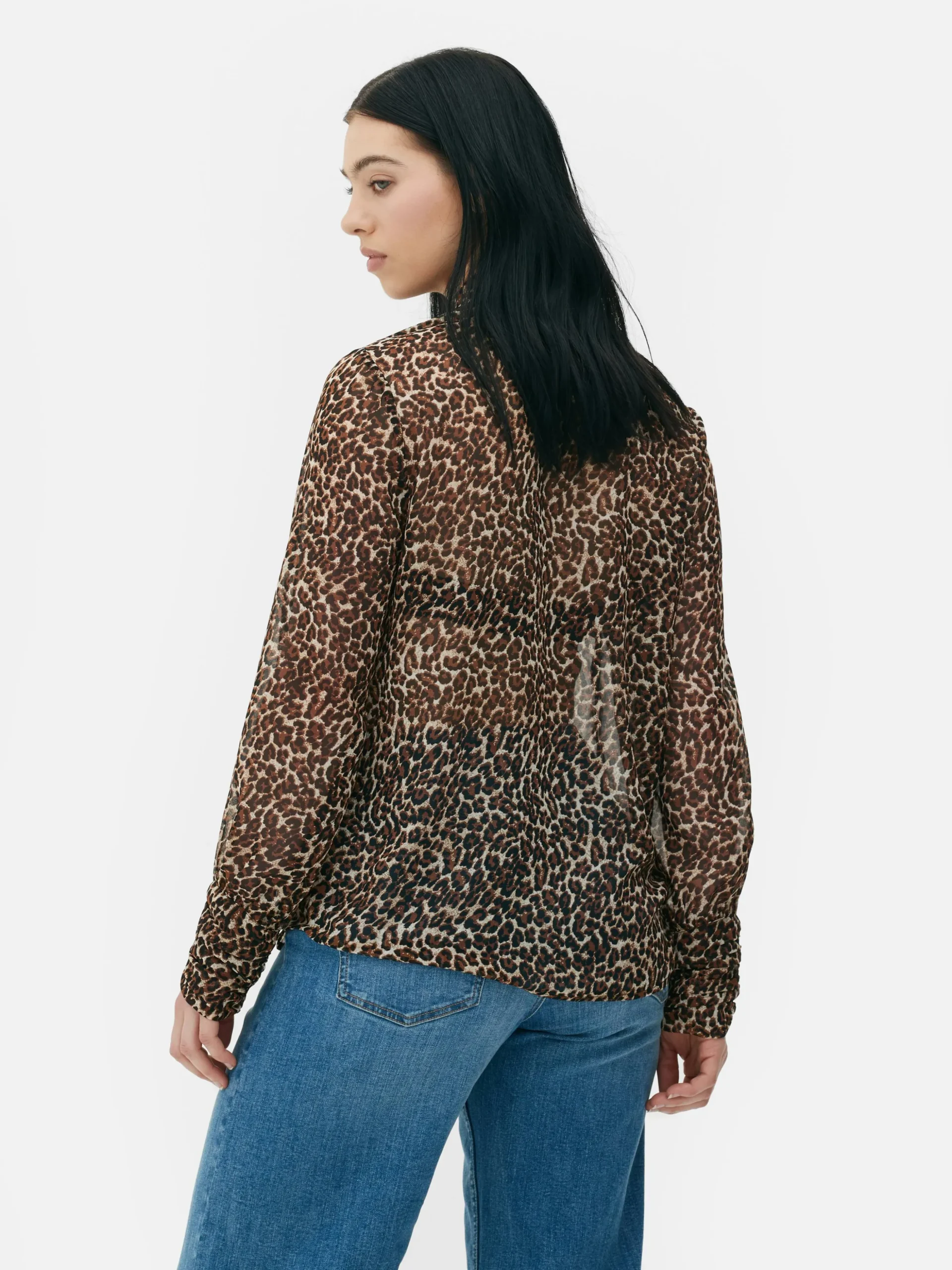 chemisier_boutonn_avec_li_3.webp Chemisier Boutonné Avec Lien à Nouer Au Col